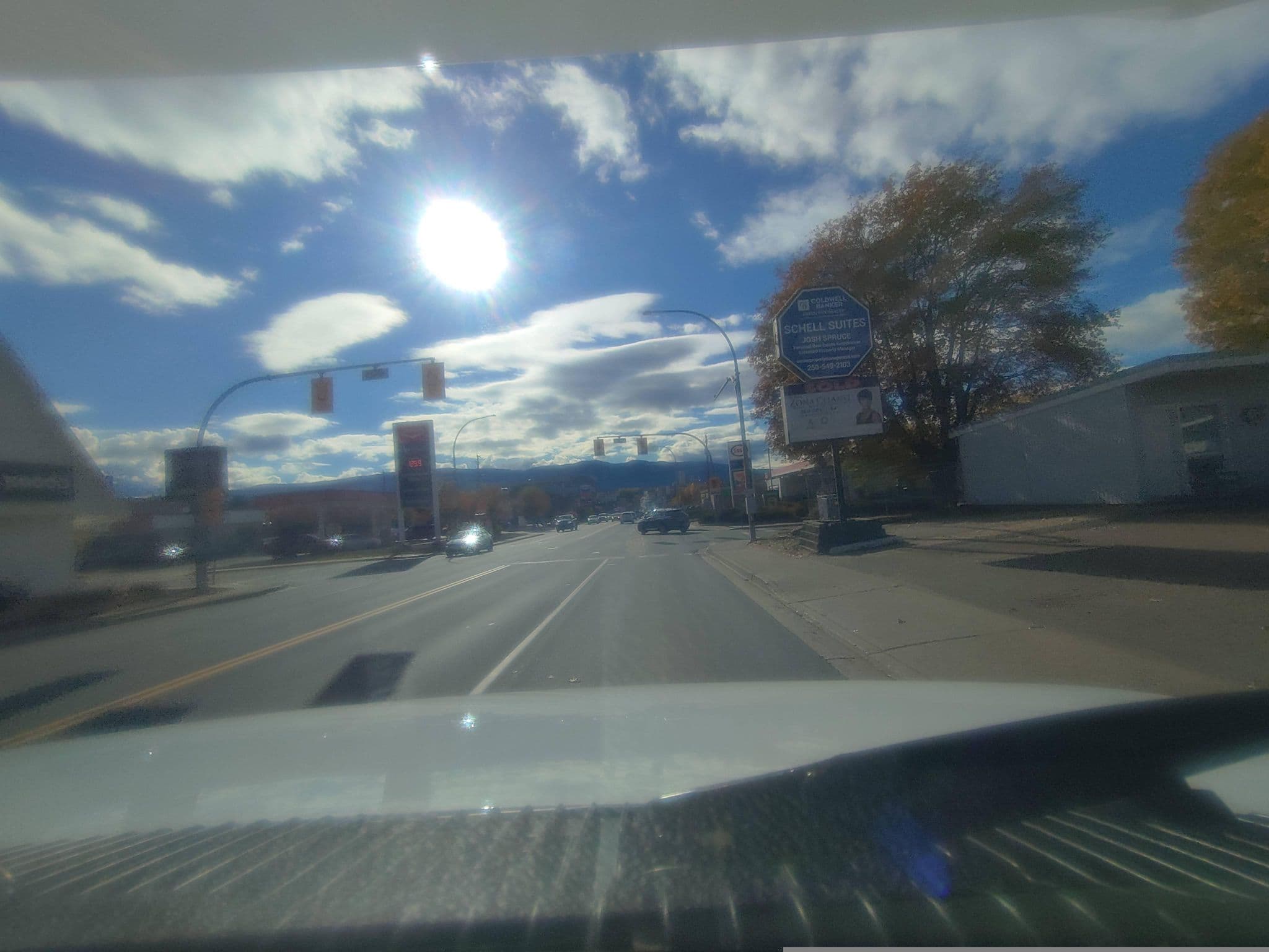 Street view near Schell Motel Express, Vernon — © kibour (CC BY-SA · Mapillary)