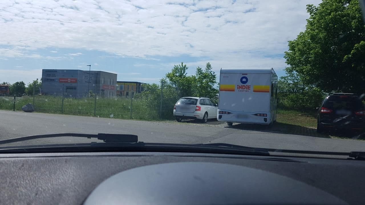 Street view near Lifehotel Vienna Airport, Fischamend — © mik007 (CC BY-SA · Mapillary)