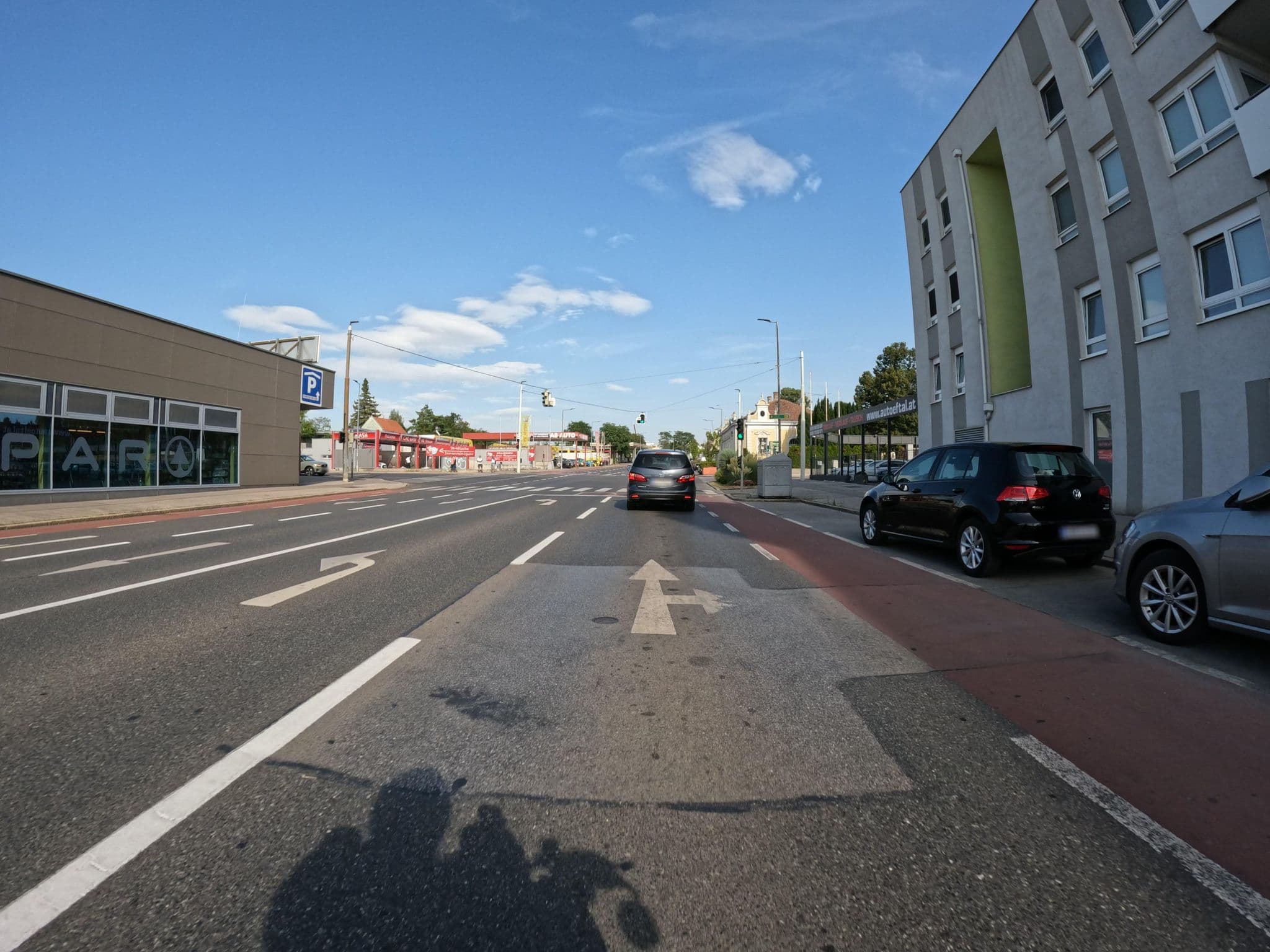 Street view near Frühstückspension Illitz, Schwechat — © erias (CC BY-SA · Mapillary)