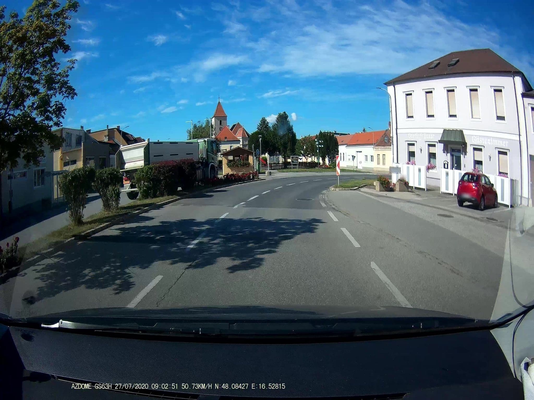 Street view near Gasthof - Hotel Bauer E.U., Schwadorf — © stefan147 (CC BY-SA · Mapillary)
