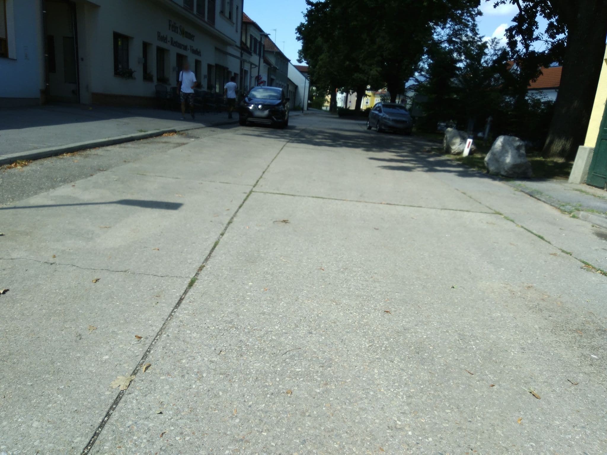 Street view near Hotel Felix Sommer, Auersthal — © consens_verkehrsplanung (CC BY-SA · Mapillary)