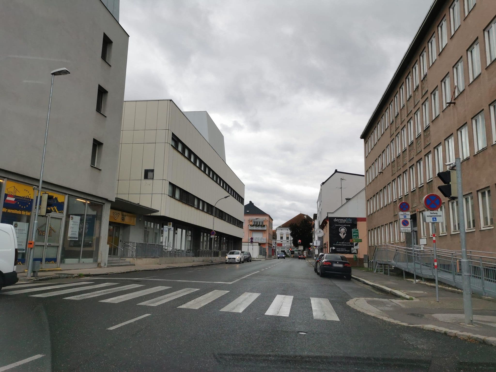 Street view near Reinhard Kruspel, Mistelbach — © hlfan (CC BY-SA · Mapillary)