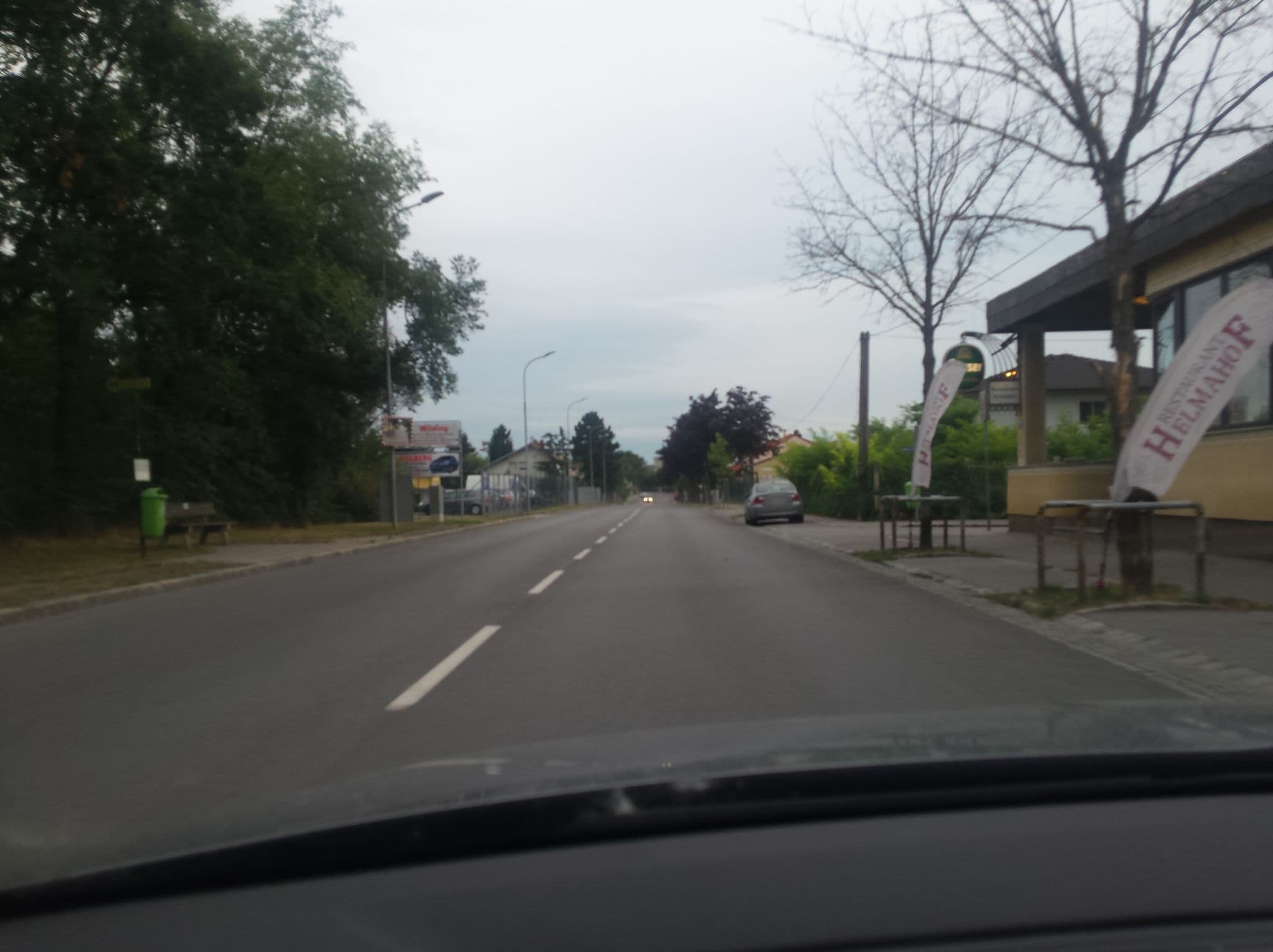 Street view near Richard Eckhardt, Deutsch-Wagram — © stefan147 (CC BY-SA · Mapillary)