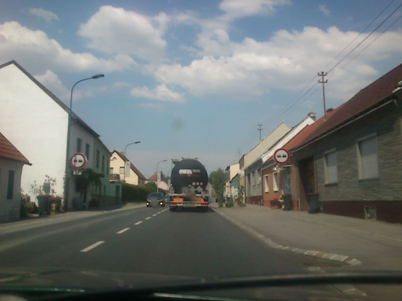 Street view near Veltlinerhaus, Poysdorf — © zbycz (CC BY-SA · Mapillary)