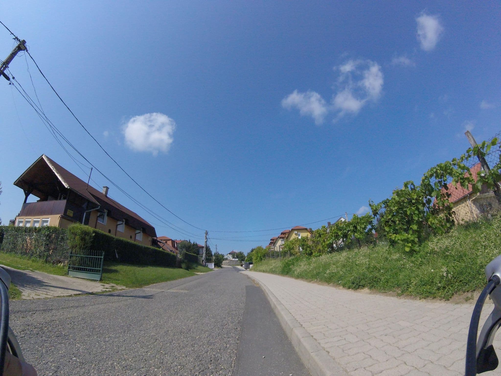 Street view near Karos Centrál Apartmanház, Zalakaros — © goprohero (CC BY-SA · Mapillary)