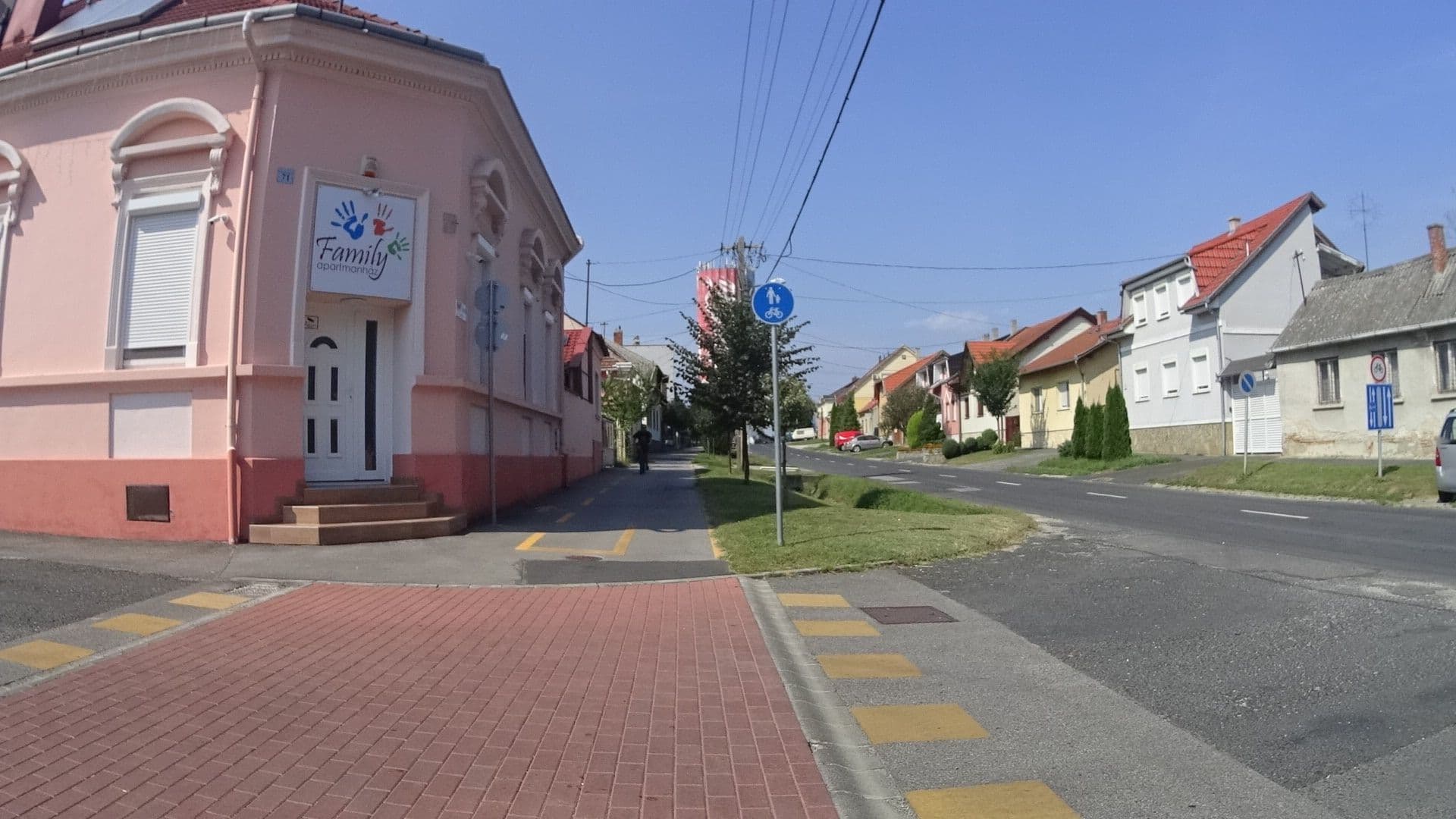 Street view near Family Apartmanház Nagykanizsa, Nagykanizsa — © ramap (CC BY-SA · Mapillary)