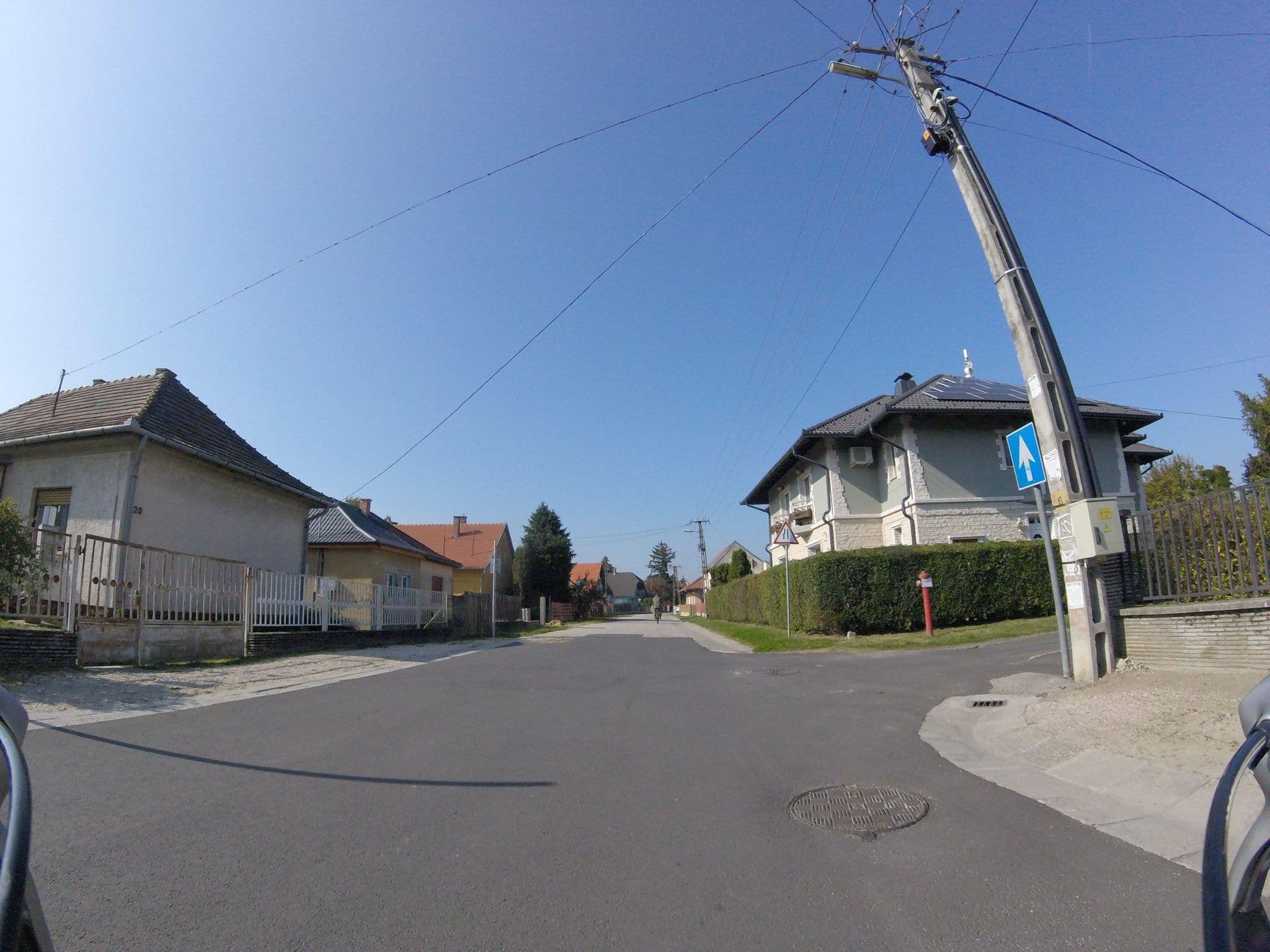 Street view near Janette Hotel and Restaurant, Balatonberény — © goprohero (CC BY-SA · Mapillary)