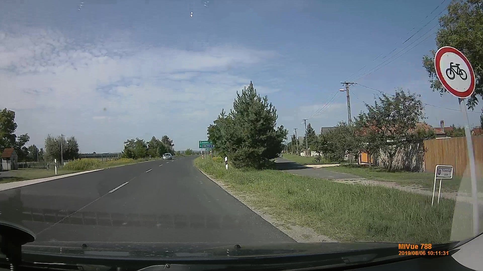 Street view near Farmvarga Apartments, Balatonfenyves — © geox123 (CC BY-SA · Mapillary)