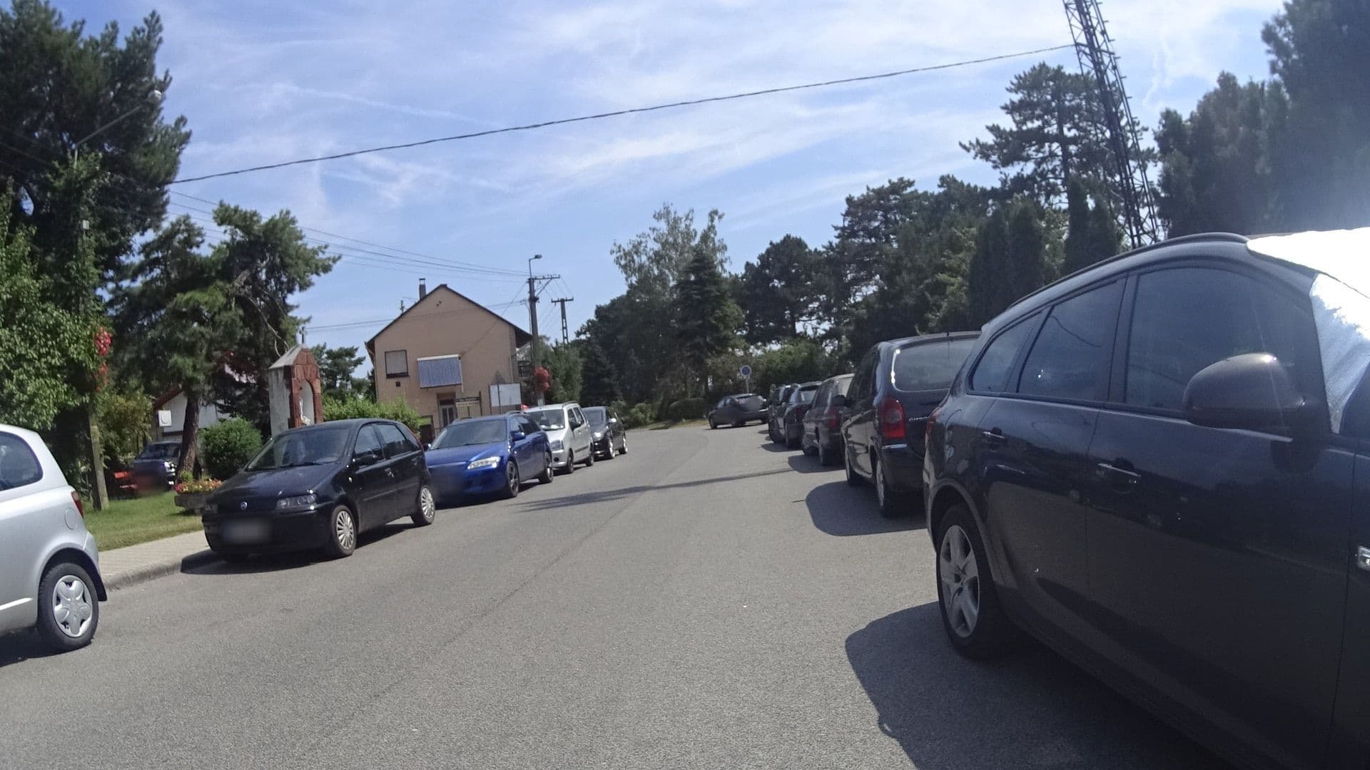 Street view near Borostyan Panzio, Balatonfenyves — © ramap (CC BY-SA · Mapillary)