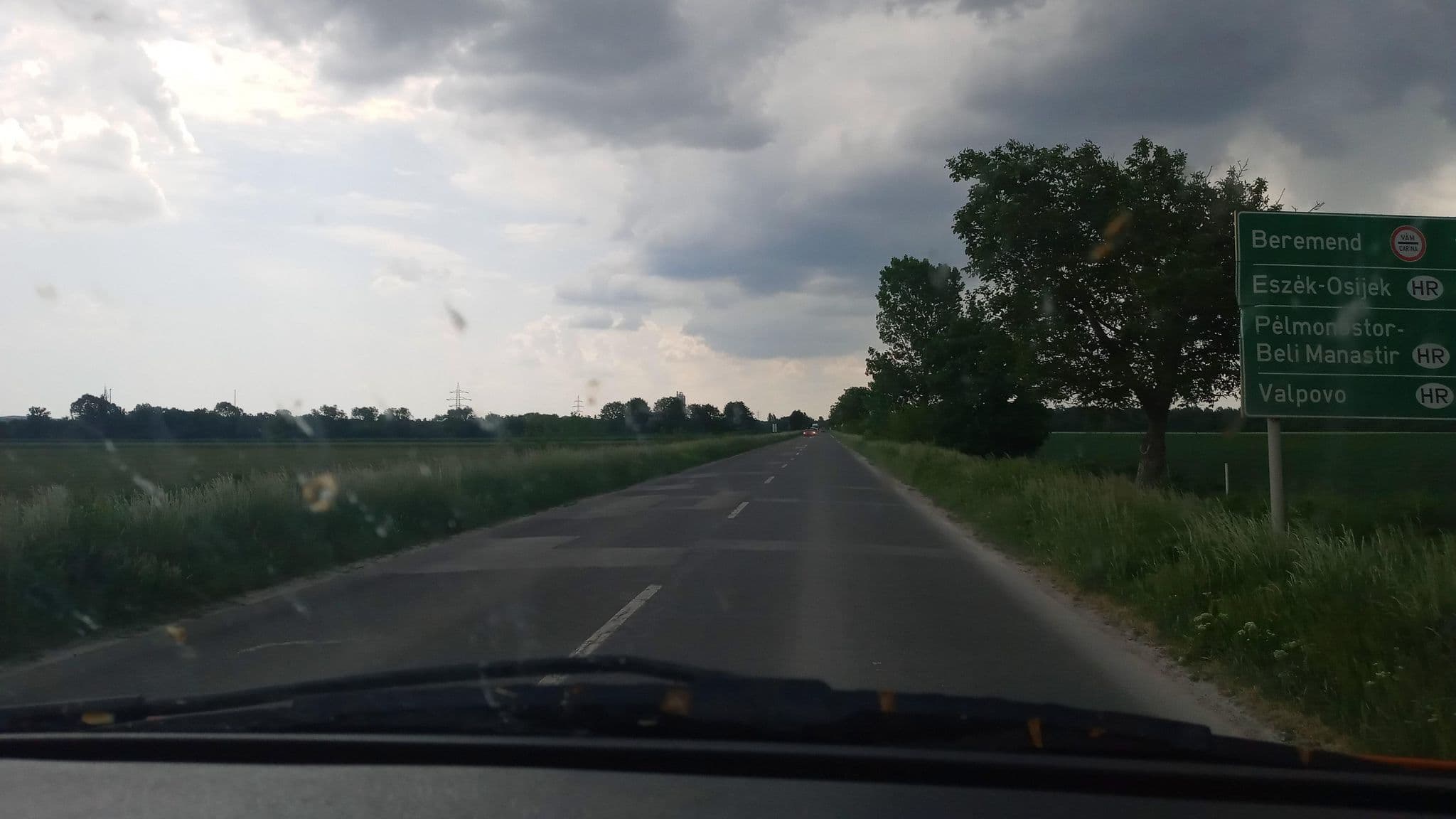 Street view near Nagyharcsányi Vendégház, Villány — © magyarsi (CC BY-SA · Mapillary)