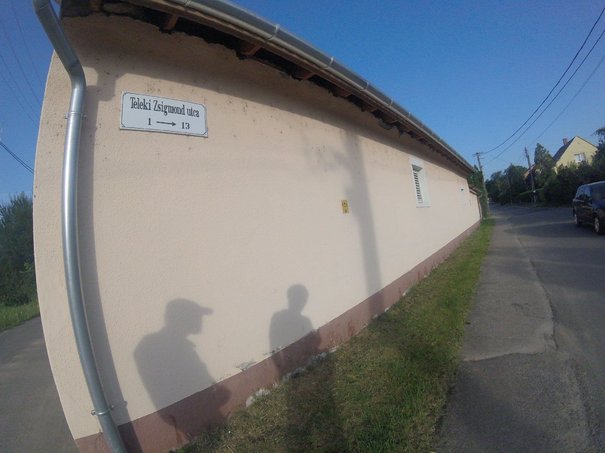 Street view near Zsigmond Vendégház, Villány — © utvonalfelmeresek (CC BY-SA · Mapillary)