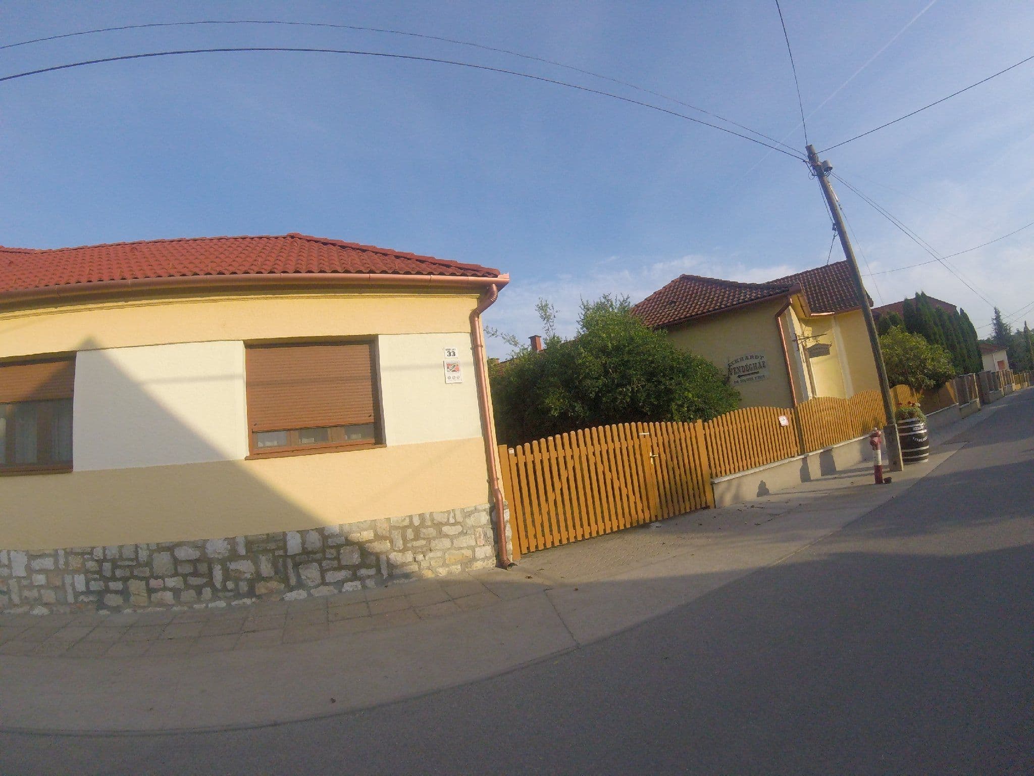 Street view near Eckhardt Vendégház, Villány — © utvonalfelmeresek (CC BY-SA · Mapillary)