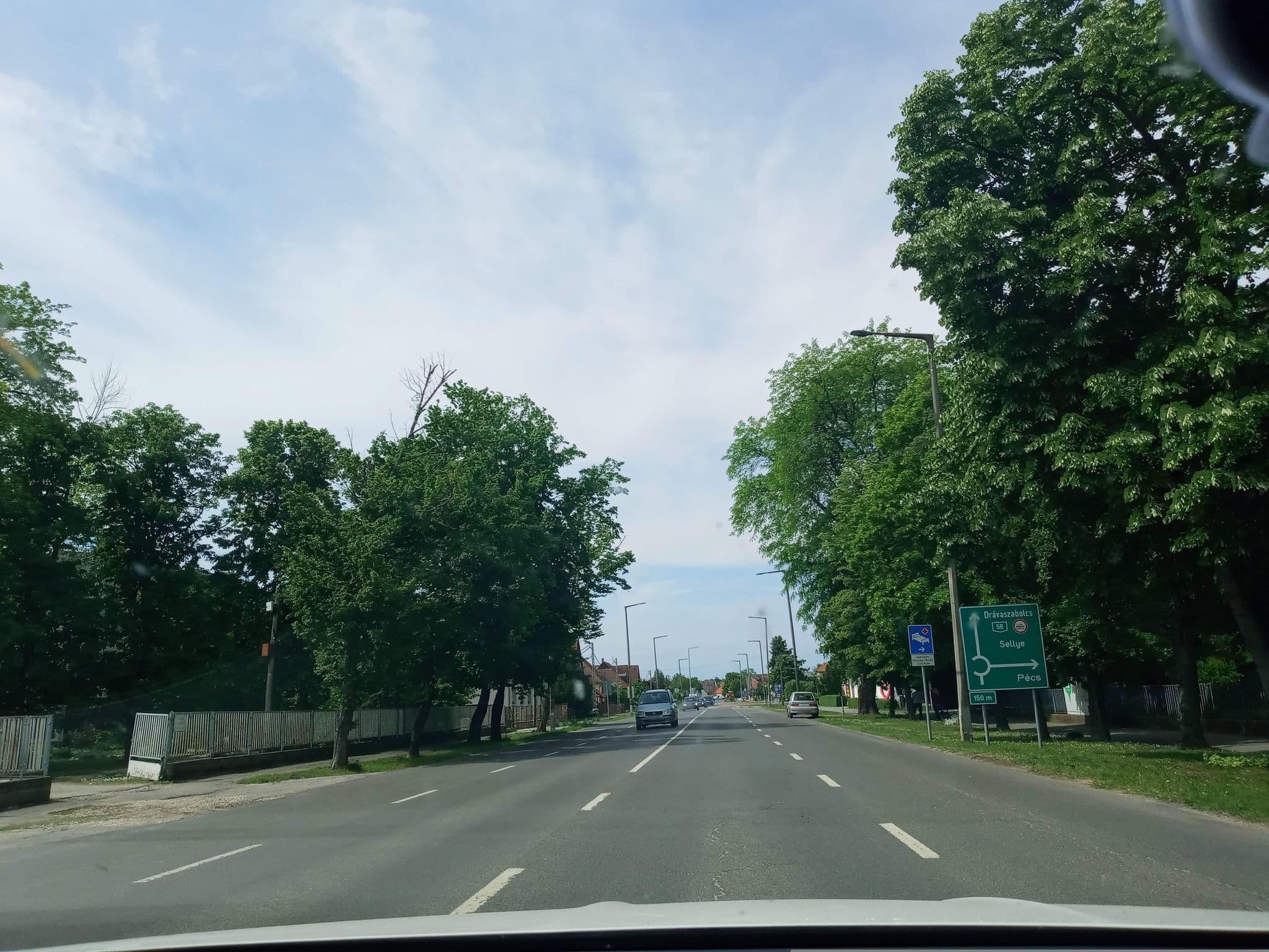 Street view near Meridian Thermal Hotel Akupunktúra és Természetgyógyászati Centrum, Harkány — © magyarsi (CC BY-SA · Mapillary)