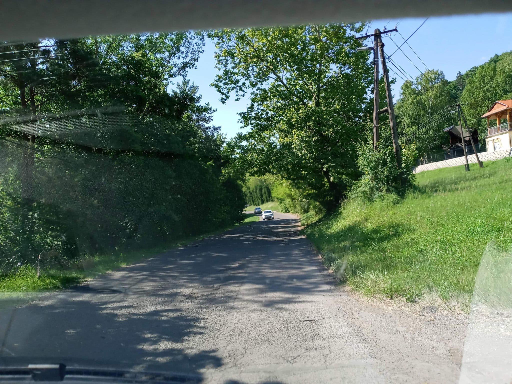 Street view near Tóparti Vendégház, Pécs — © magyarsi (CC BY-SA · Mapillary)