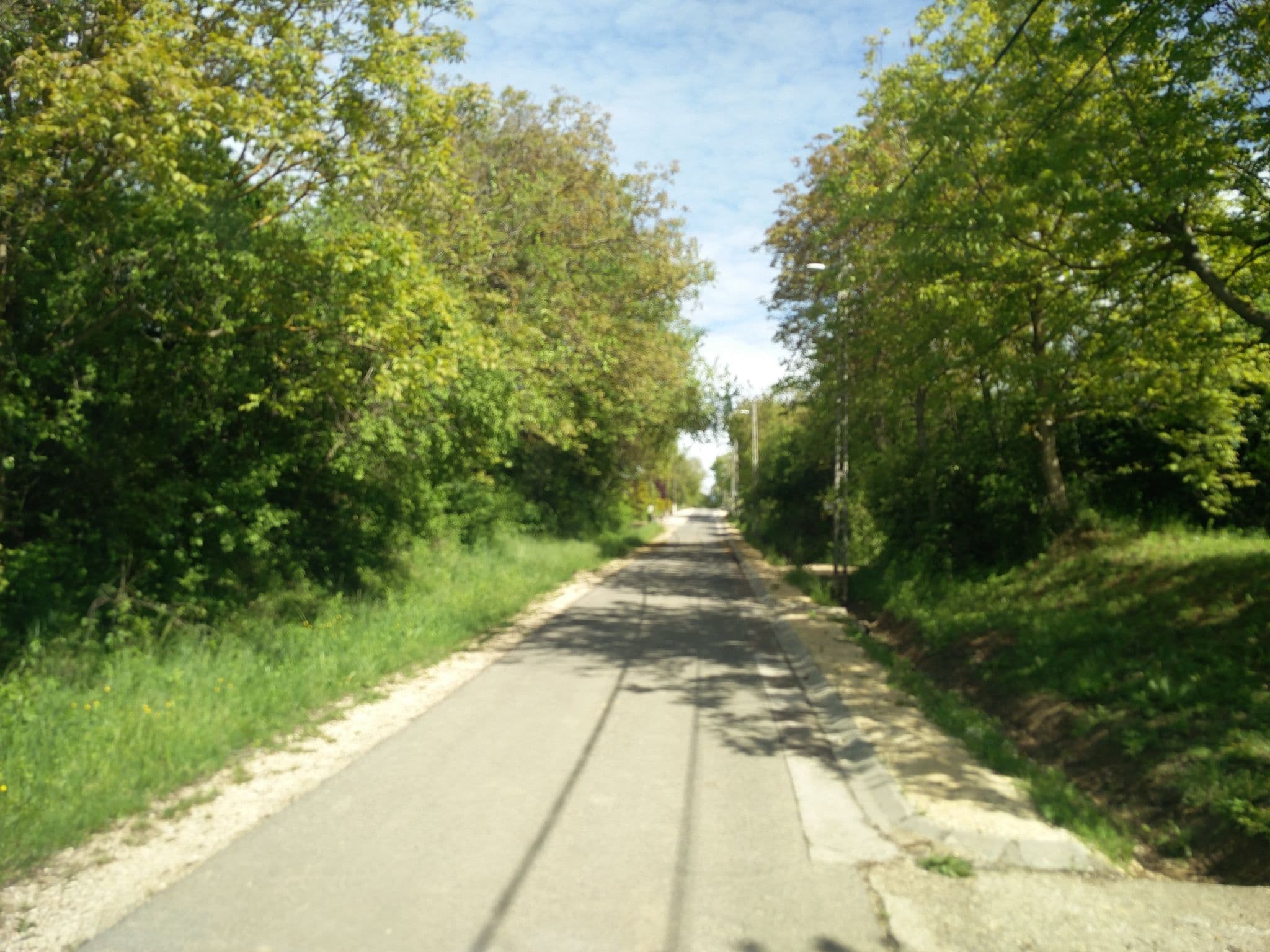 Street view near Galagonya Vendégház - Szálka -Tolna megye, Bonyhád — © kami911 (CC BY-SA · Mapillary)