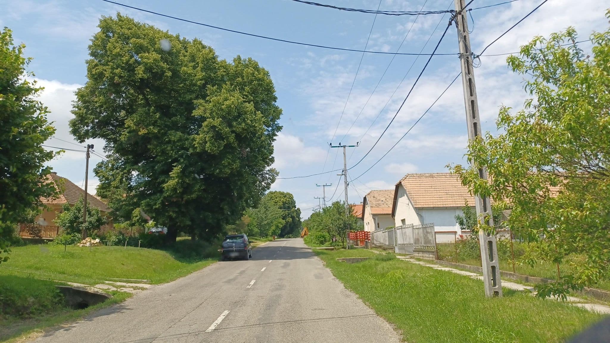 Street view near Teleki Bio Apartmanház, Pincehely — © gpsjani (CC BY-SA · Mapillary)