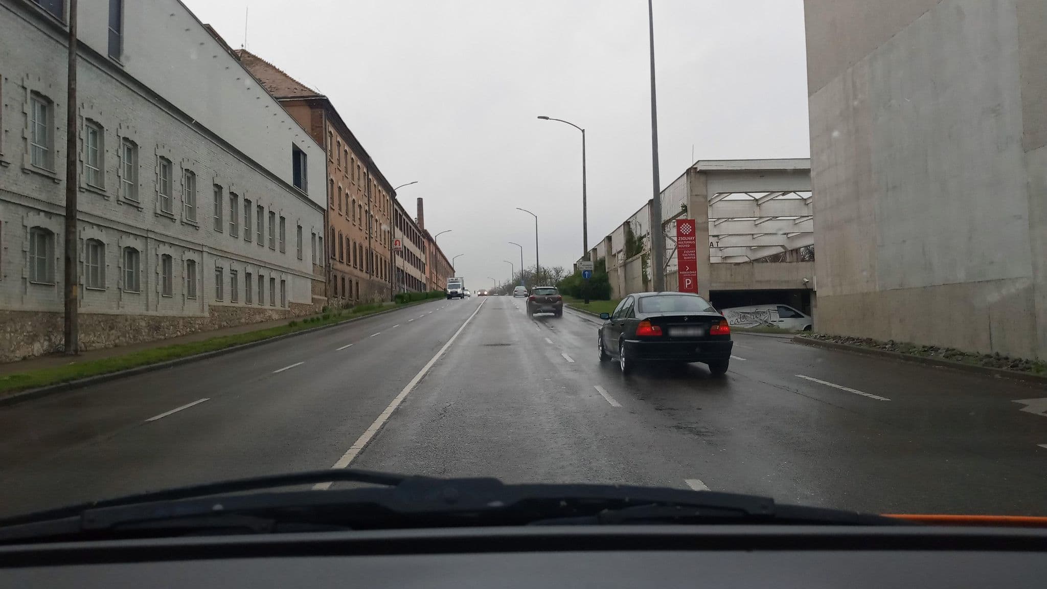 Street view near Kezdőkör Panzió és Étterem, Pécs — © magyarsi (CC BY-SA · Mapillary)