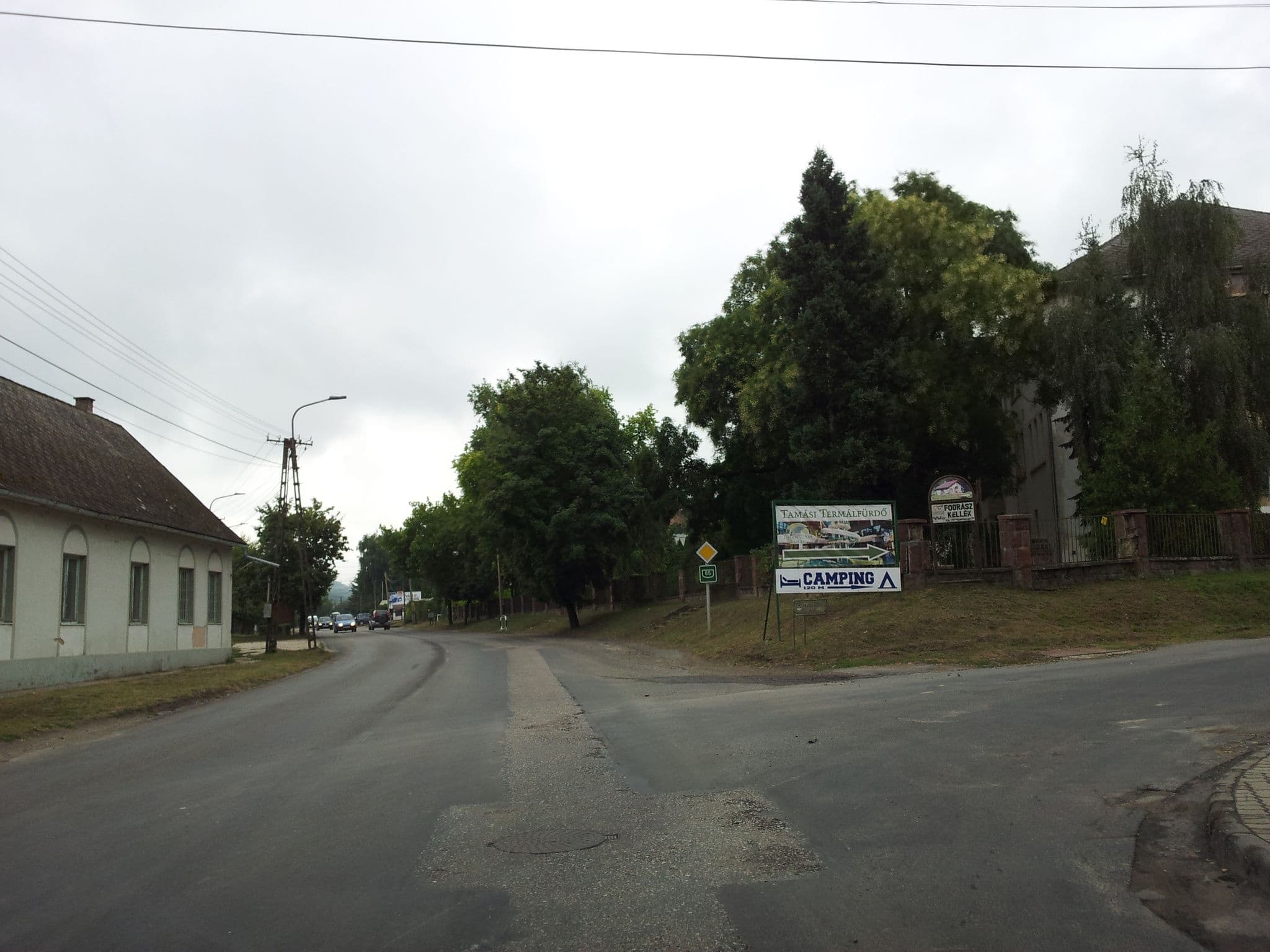 Street view near Tamási Kemping, Tamási — © kolesajr (CC BY-SA · Mapillary)