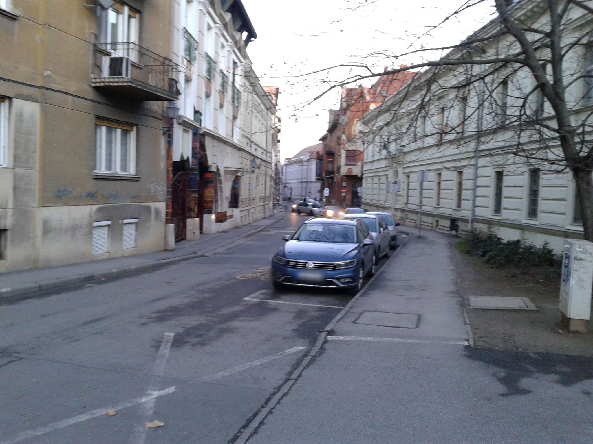 Street view near Studio Gold apartman, Pécs — © domcsi (CC BY-SA · Mapillary)
