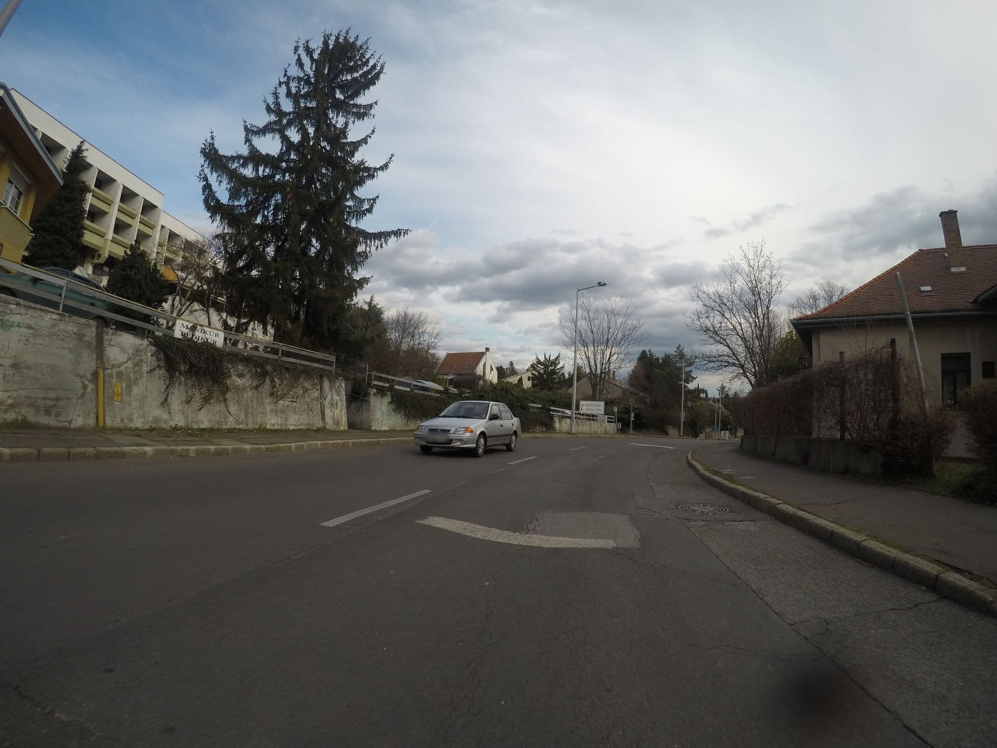 Street view near Szőlőskert Apartman, Pécs — © chrisbeddow (CC BY-SA · Mapillary)