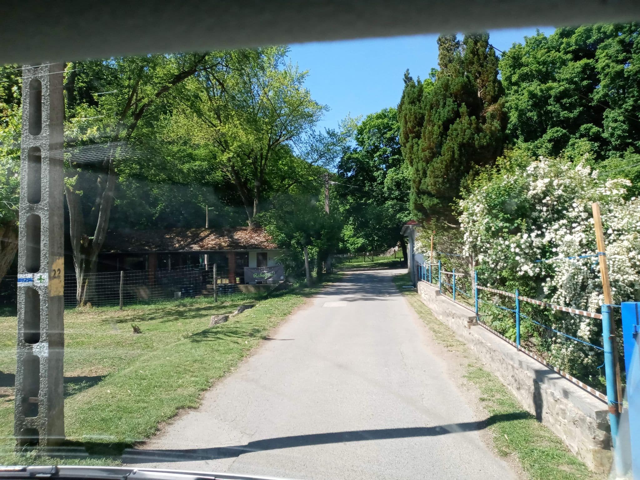 Street view near Tulipános Vendégház, Mecseknádasd — © magyarsi (CC BY-SA · Mapillary)