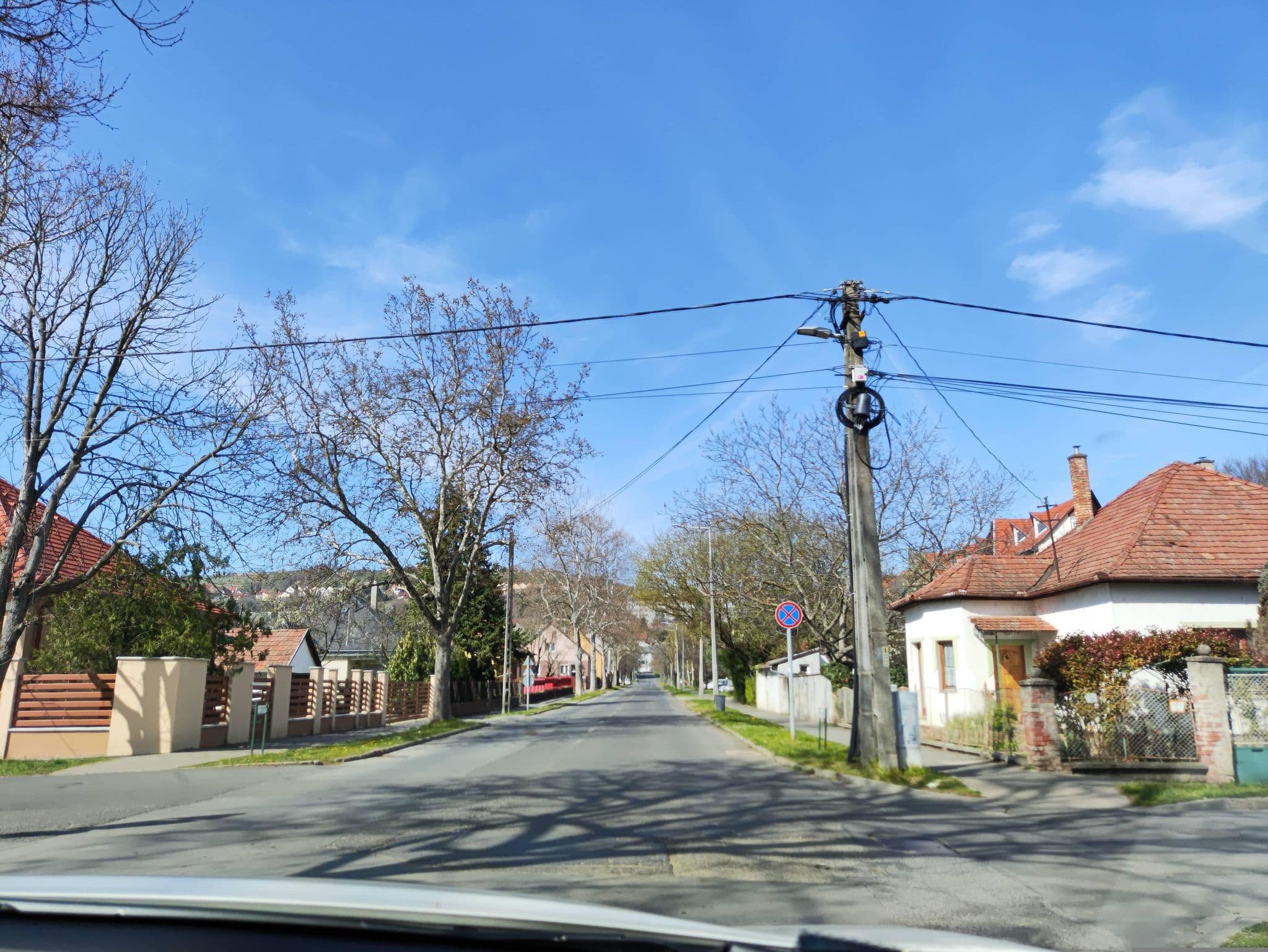 Street view near Gyöngy Vendégház, Szekszárd — © pememejot (CC BY-SA · Mapillary)