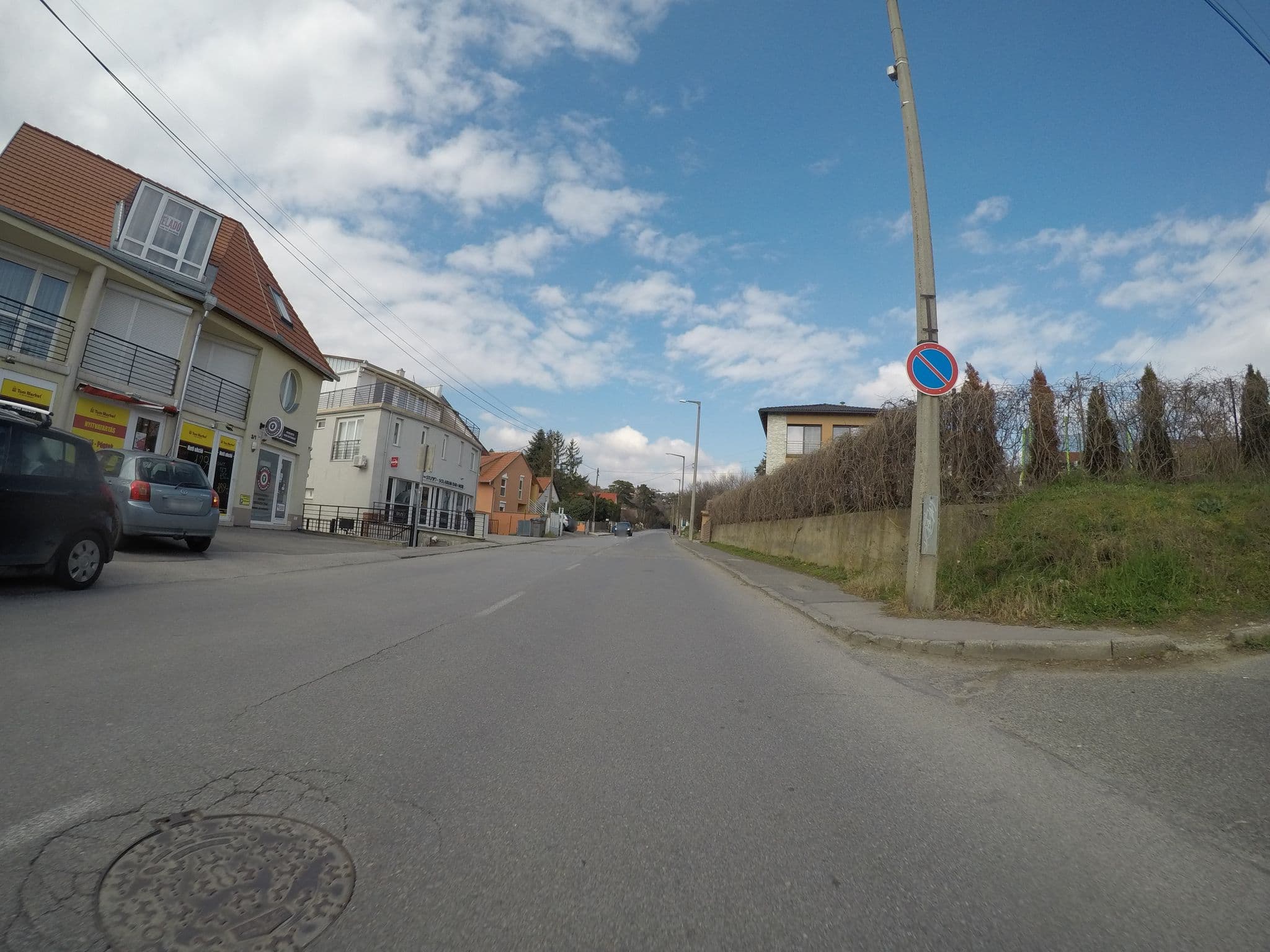 Street view near Boszorkany Hostel, Pécs — © chrisbeddow (CC BY-SA · Mapillary)