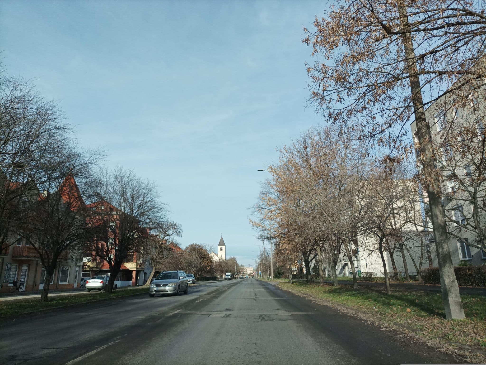 Street view near Alexandra Panzió, Kalocsa — © tracker (CC BY-SA · Mapillary)