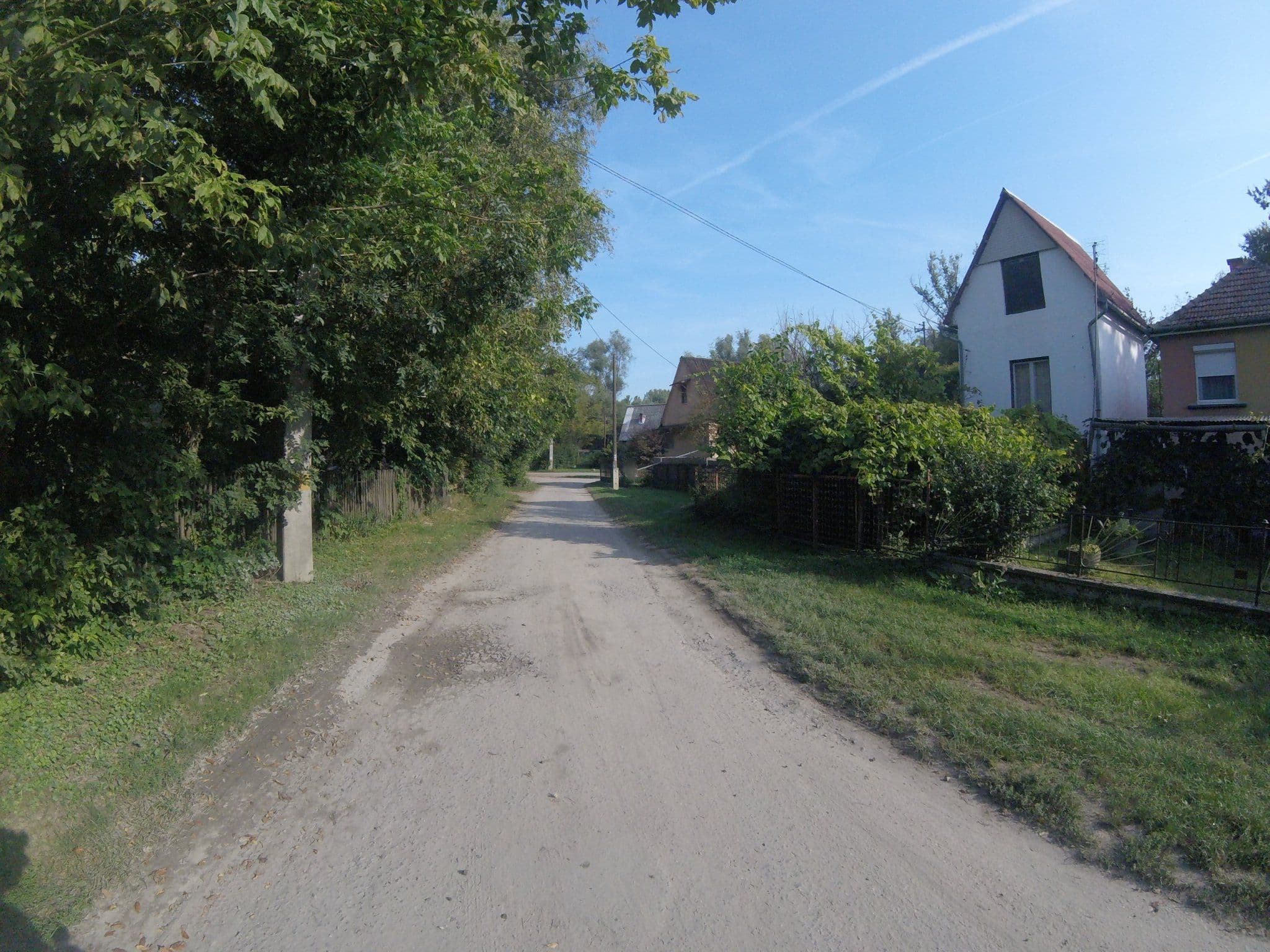 Street view near Bárkaház, Baja — © utvonalfelmeresek (CC BY-SA · Mapillary)