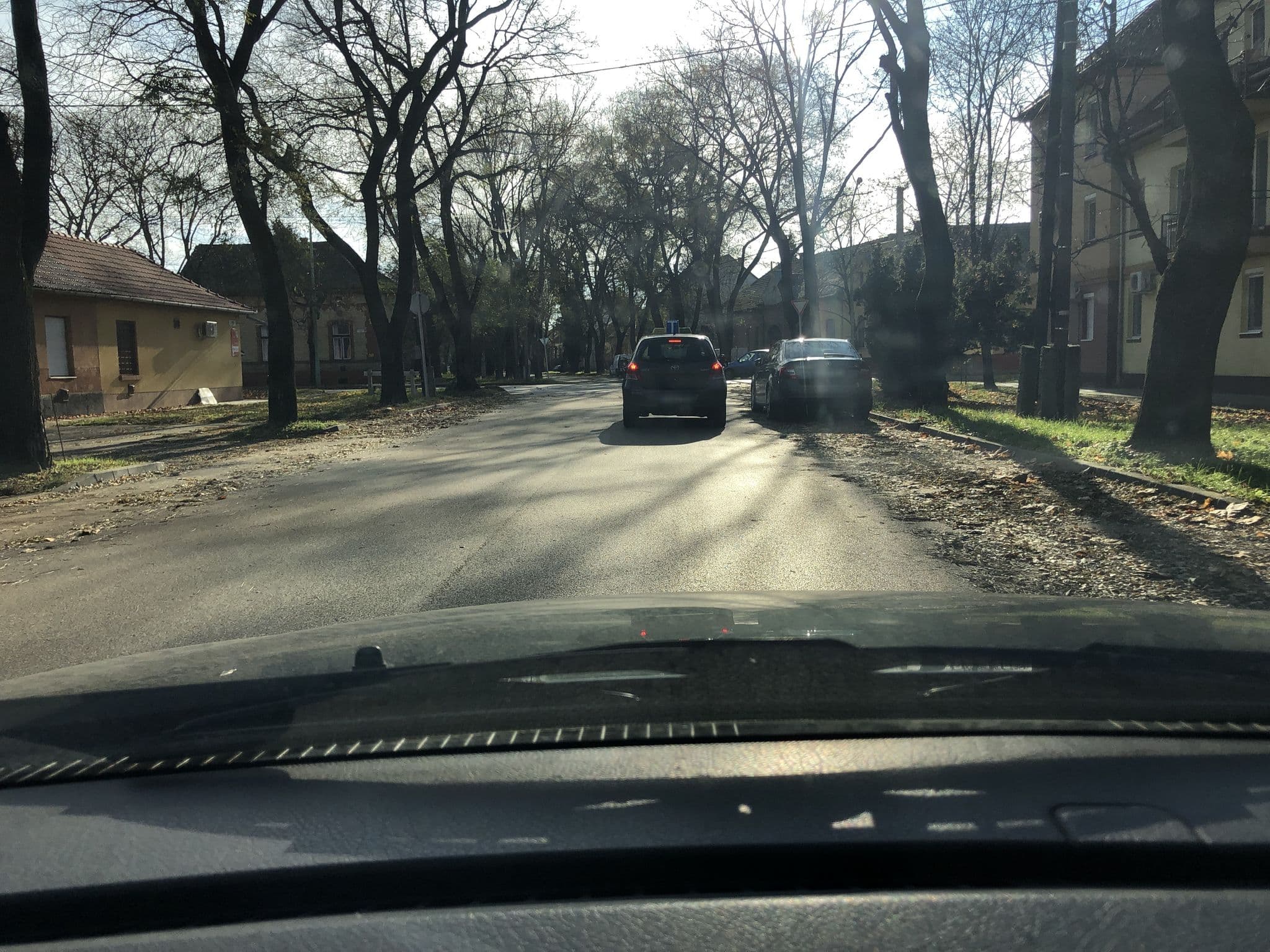 Street view near CSONGRÁDI VENDÉGVÁRÓ Apartmanok, Szarka ház, Csongrád — © becq74 (CC BY-SA · Mapillary)