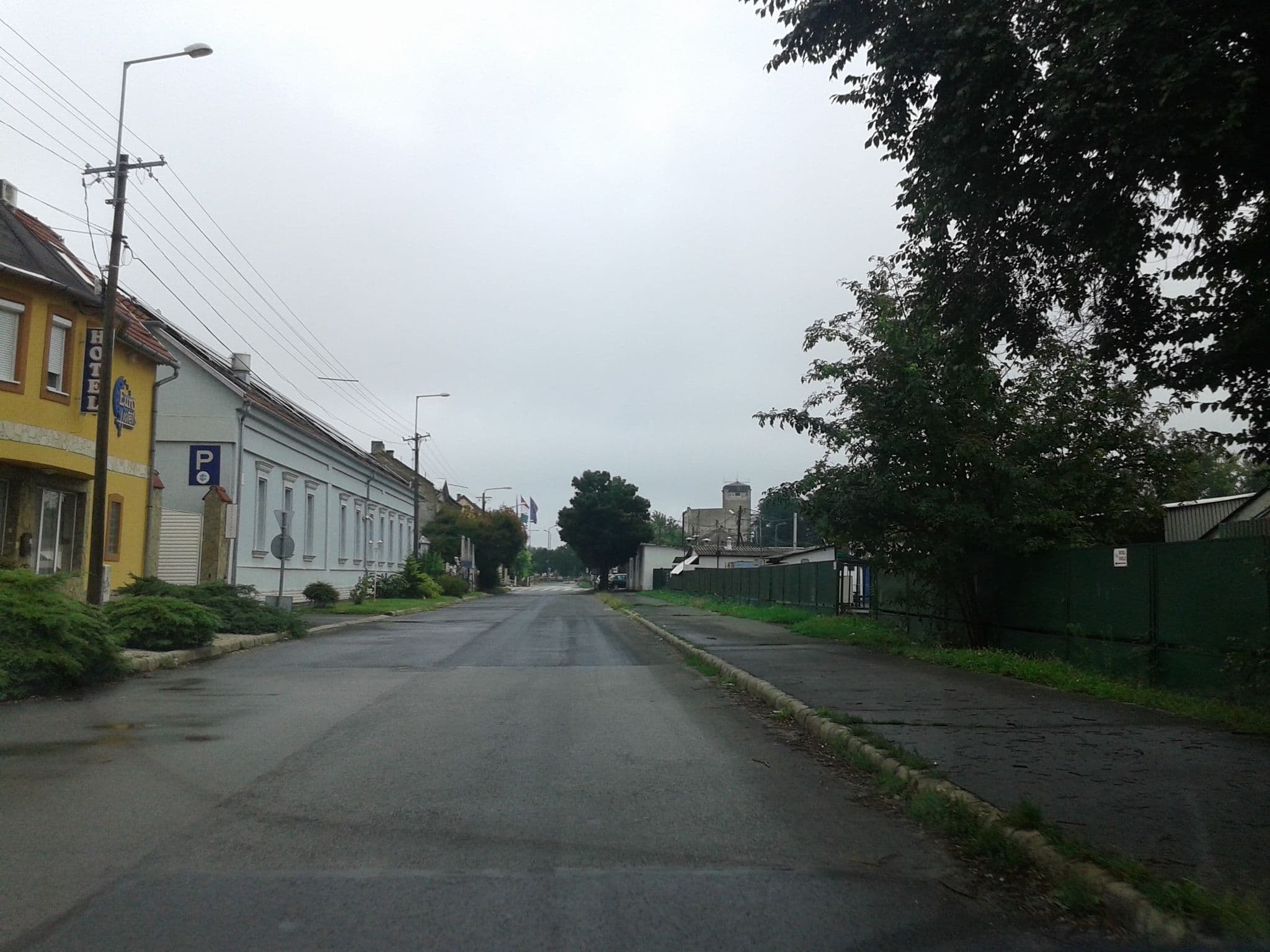 Street view near Euro Hotel, Szeged — © esandorhu (CC BY-SA · Mapillary)