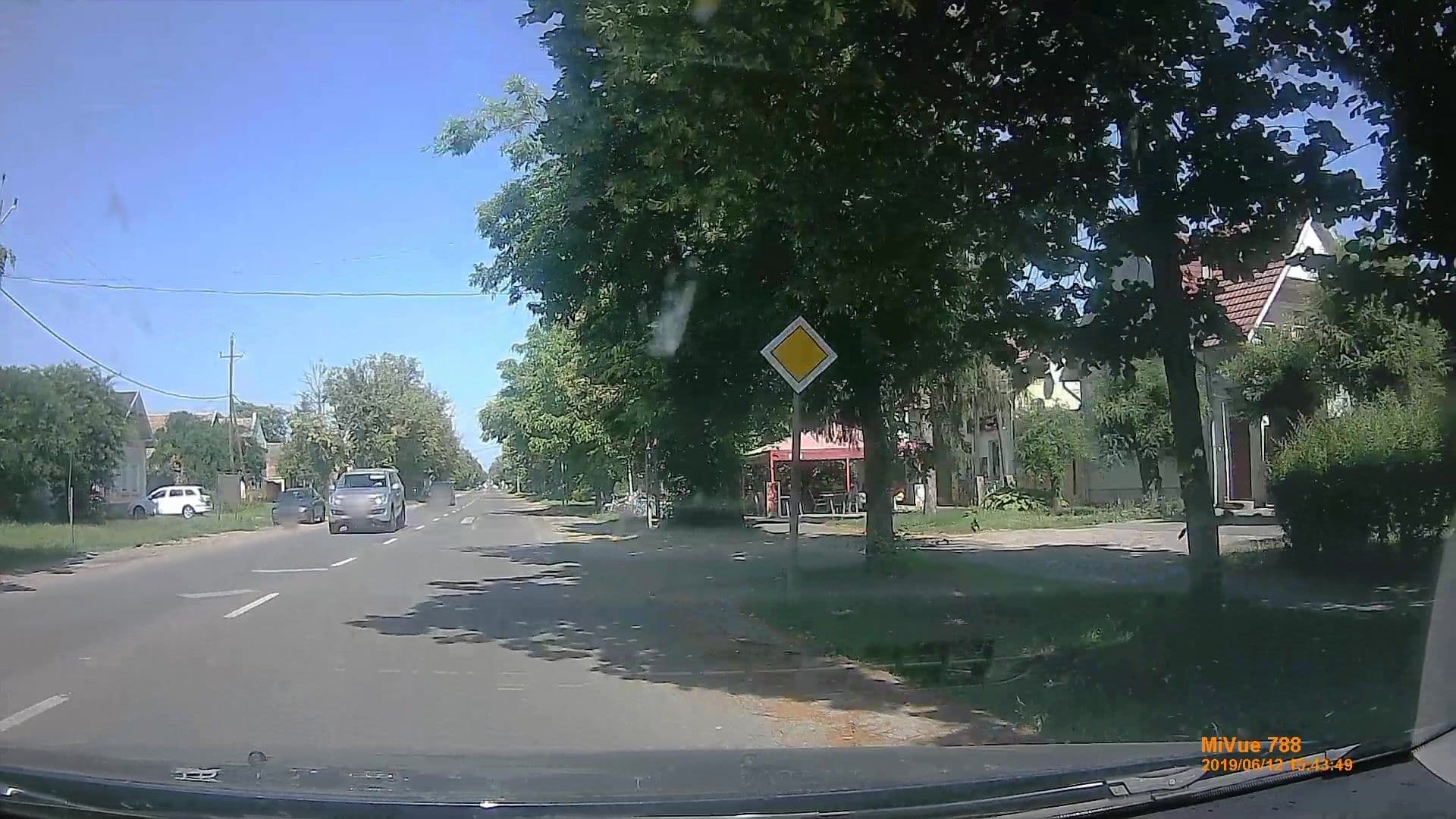 Street view near Judit Rooms, Makó — © geox123 (CC BY-SA · Mapillary)