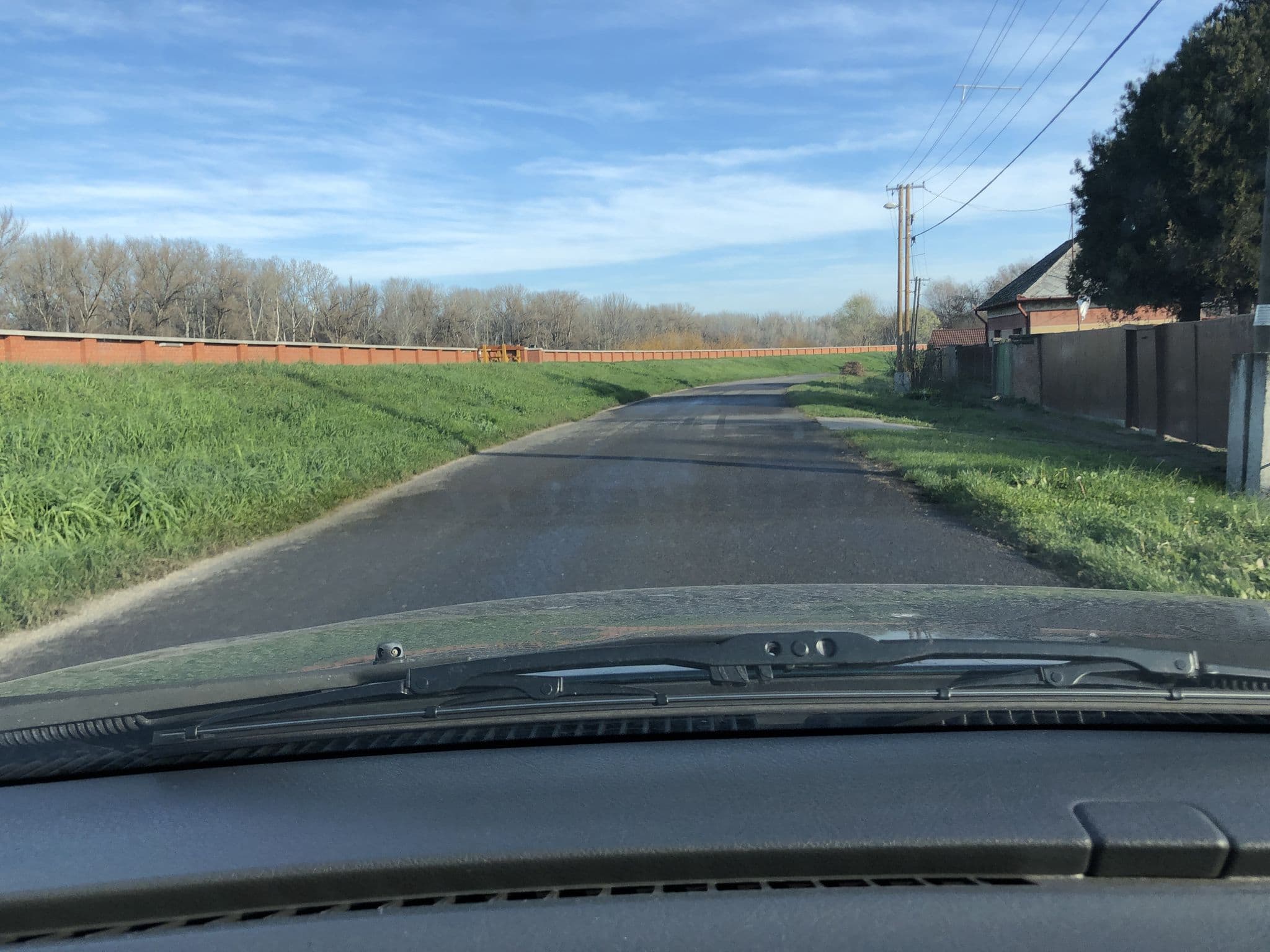 Street view near Szarka ház Csongrád, Csongrád — © becq74 (CC BY-SA · Mapillary)