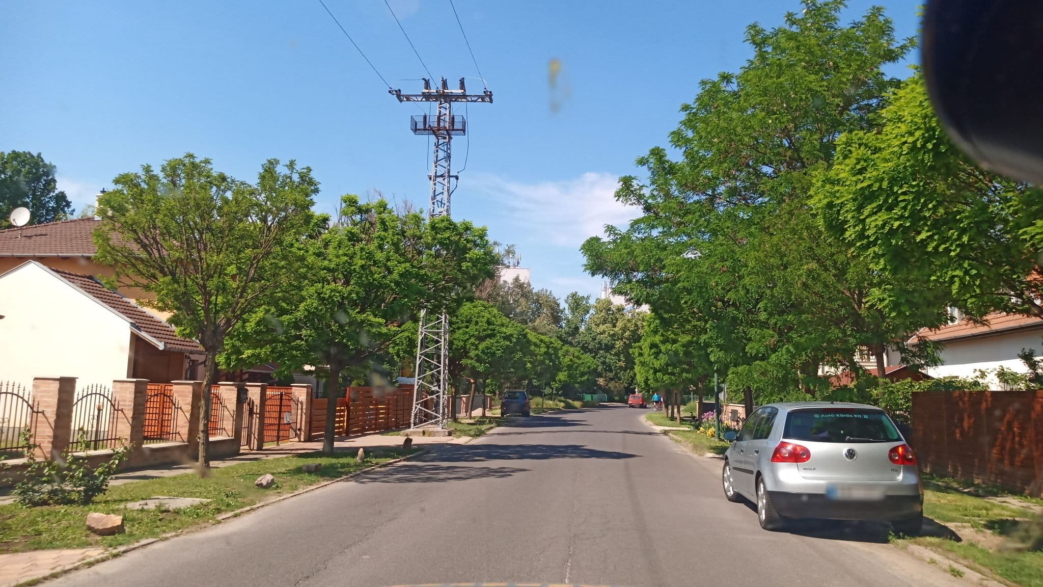 Street view near Delfin Apartmanház, Gyula — © pppetra (CC BY-SA · Mapillary)