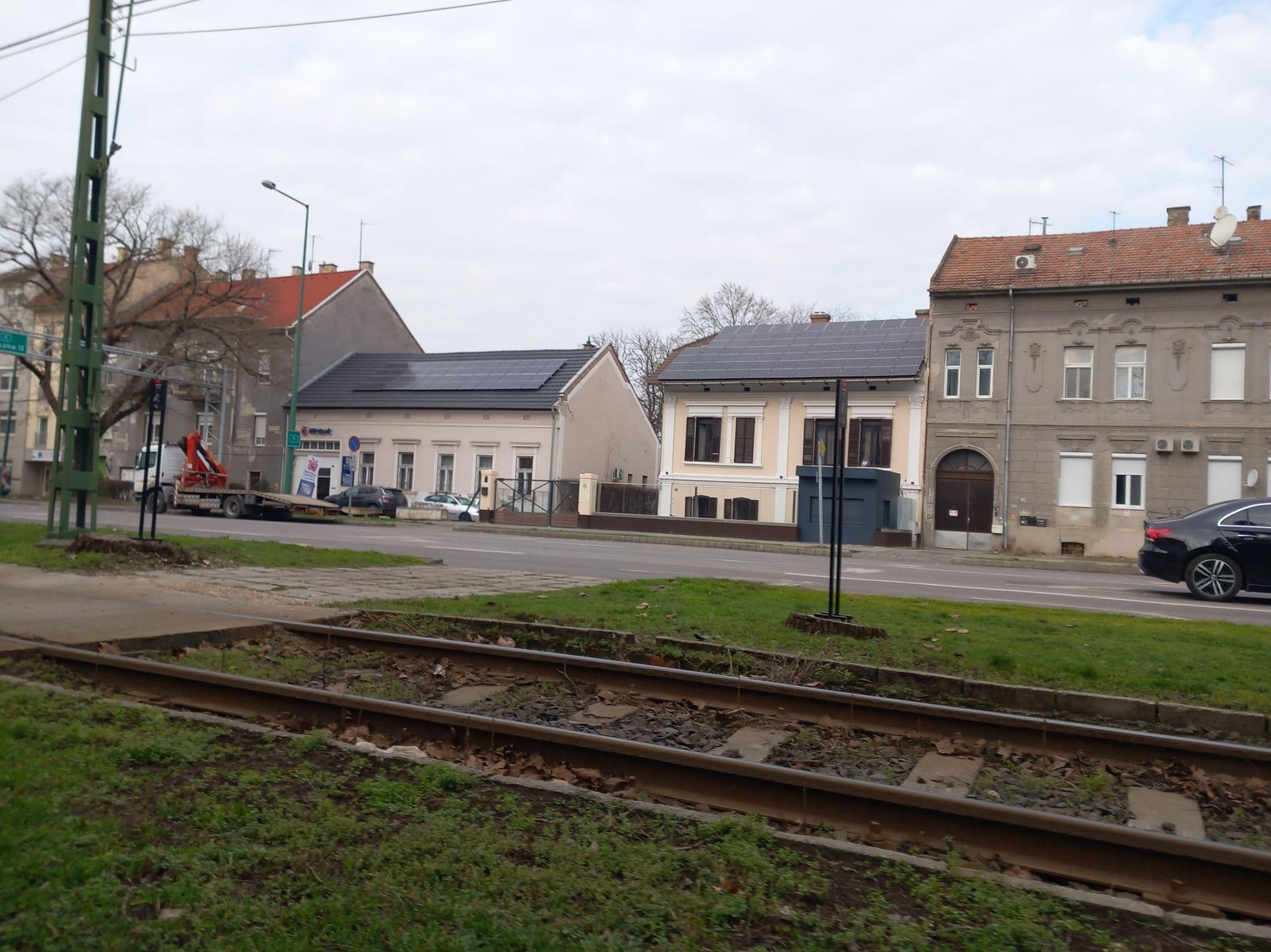 Street view near Vén Diófa Vendégház/ Vén Diófa Guesthouse, Szeged — © grozsa11 (CC BY-SA · Mapillary)