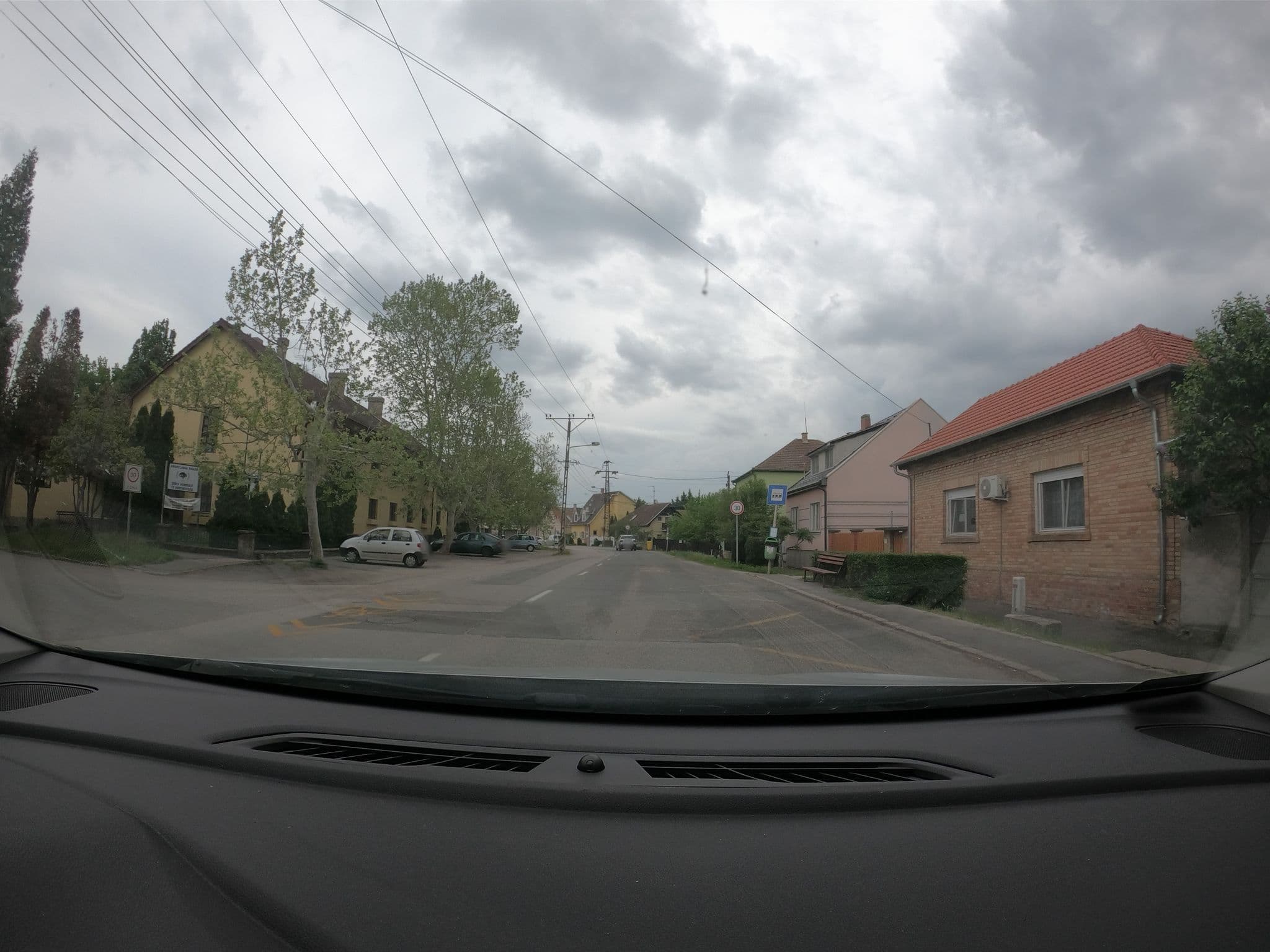 Street view near Aranylabda Hotel, Újszeged — © vst (CC BY-SA · Mapillary)
