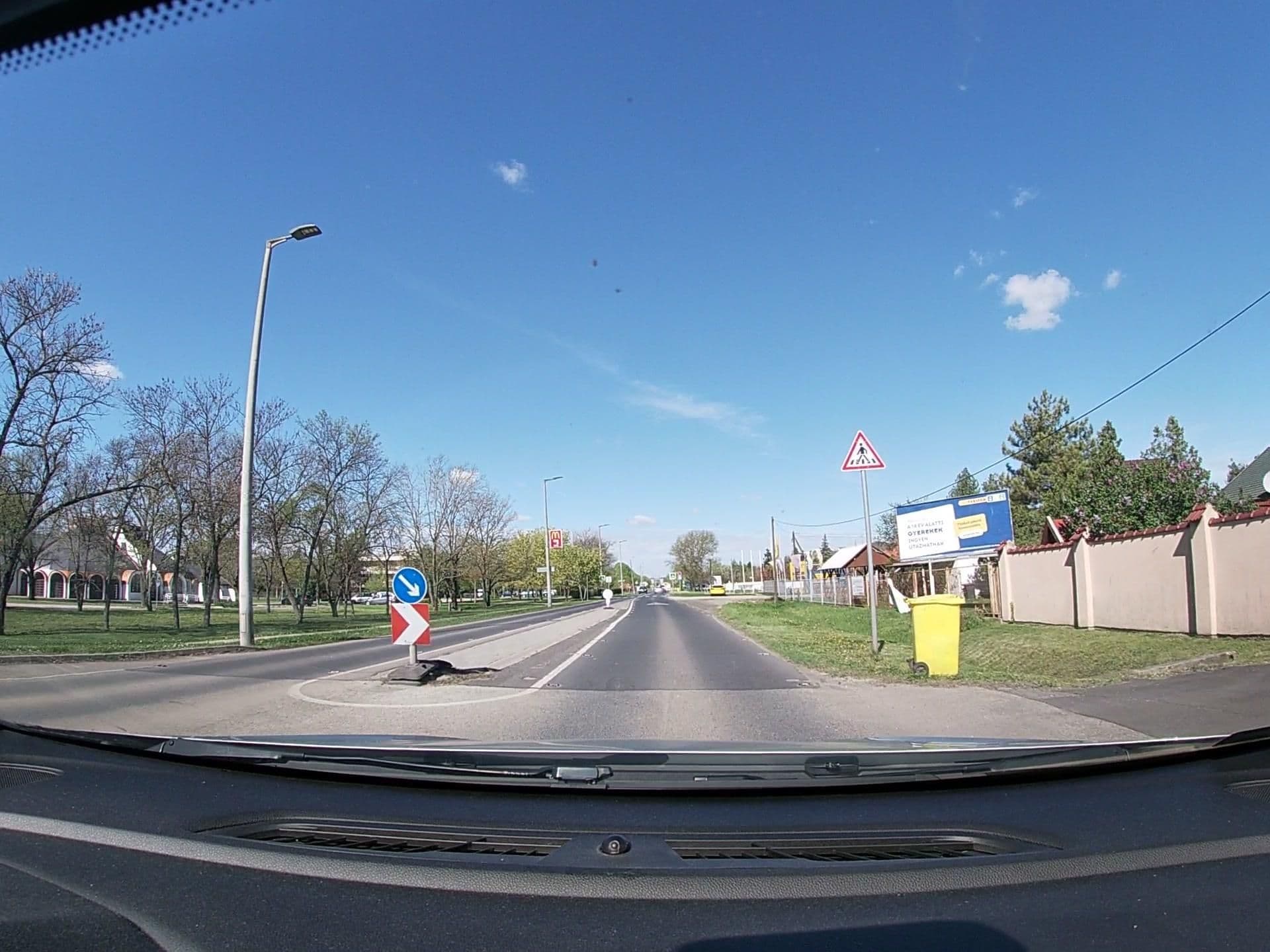 Street view near Panoráma Wellness Hotel, Békéscsaba — © vst (CC BY-SA · Mapillary)