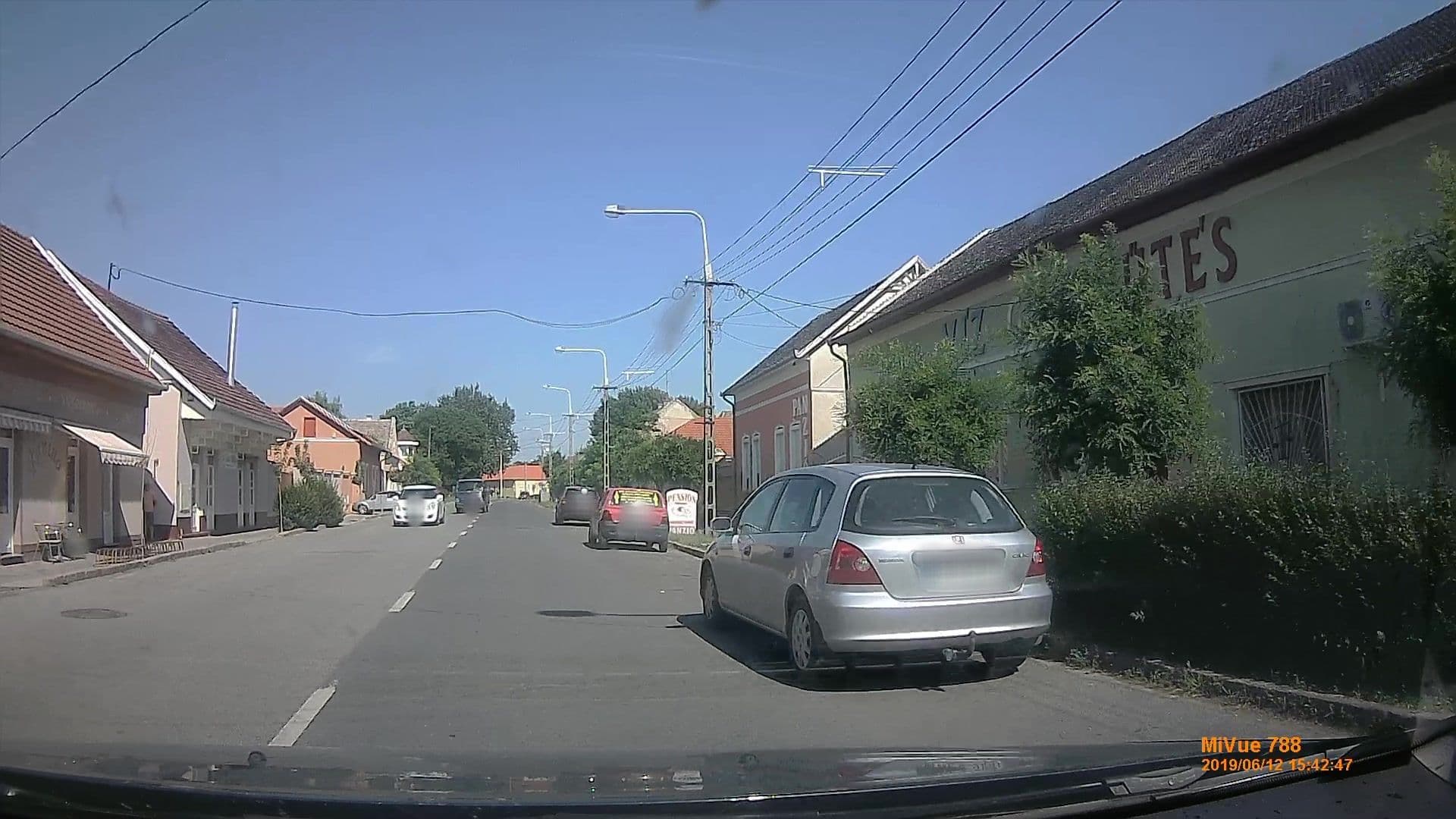 Street view near Kerekes Panzio, Makó — © geox123 (CC BY-SA · Mapillary)