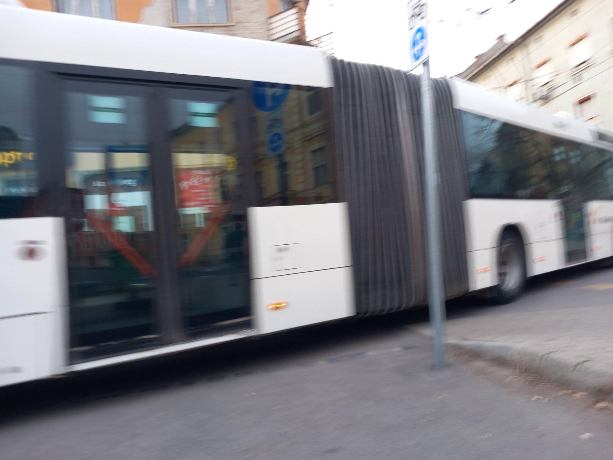 Street view near Bartók Apartment, Szeged — © grozsa11 (CC BY-SA · Mapillary)