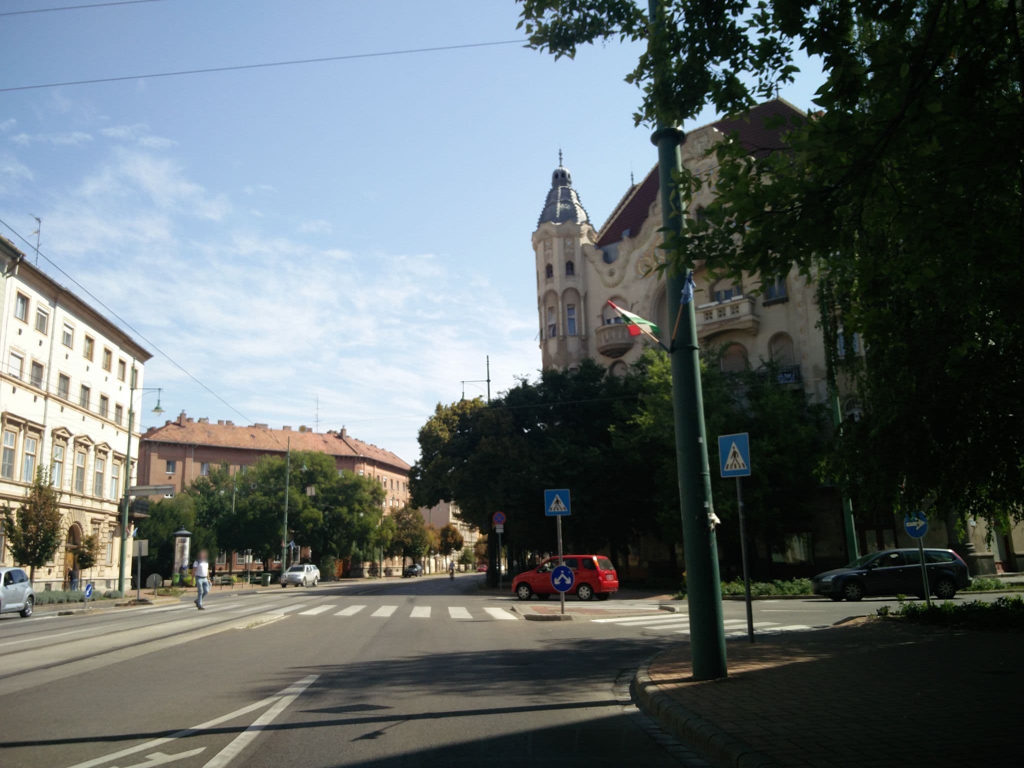 Street view near Belváros Anna-Kúti Apartman, Szeged — © kami911 (CC BY-SA · Mapillary)