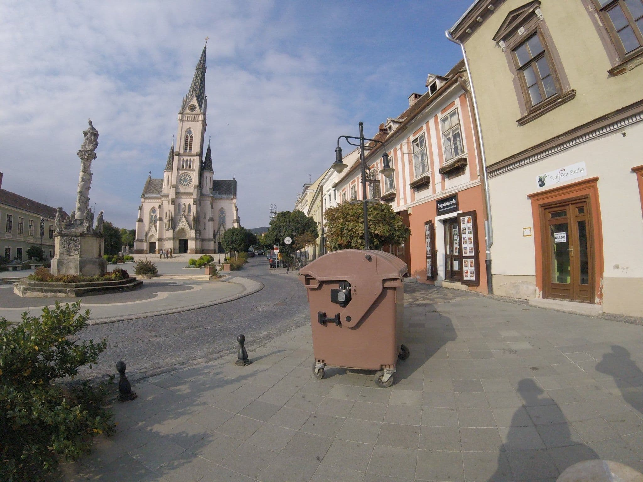 Street view near Arany Strucc Cukrászda és Hotel, Kőszeg — © utvonalfelmeresek (CC BY-SA · Mapillary)