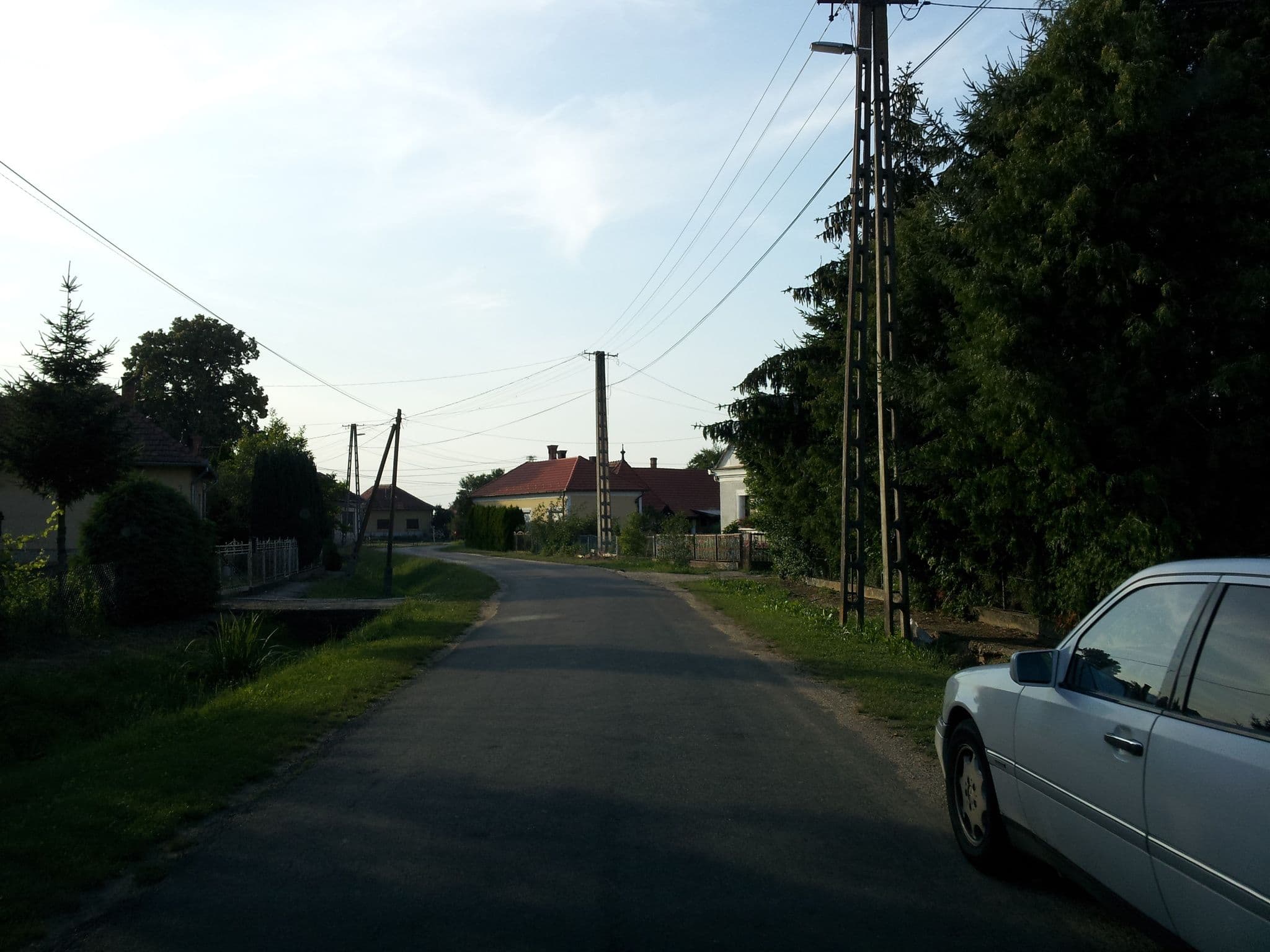 Street view near Almafás Apartmanház Őrség, Zalalövő — © kolesajr (CC BY-SA · Mapillary)