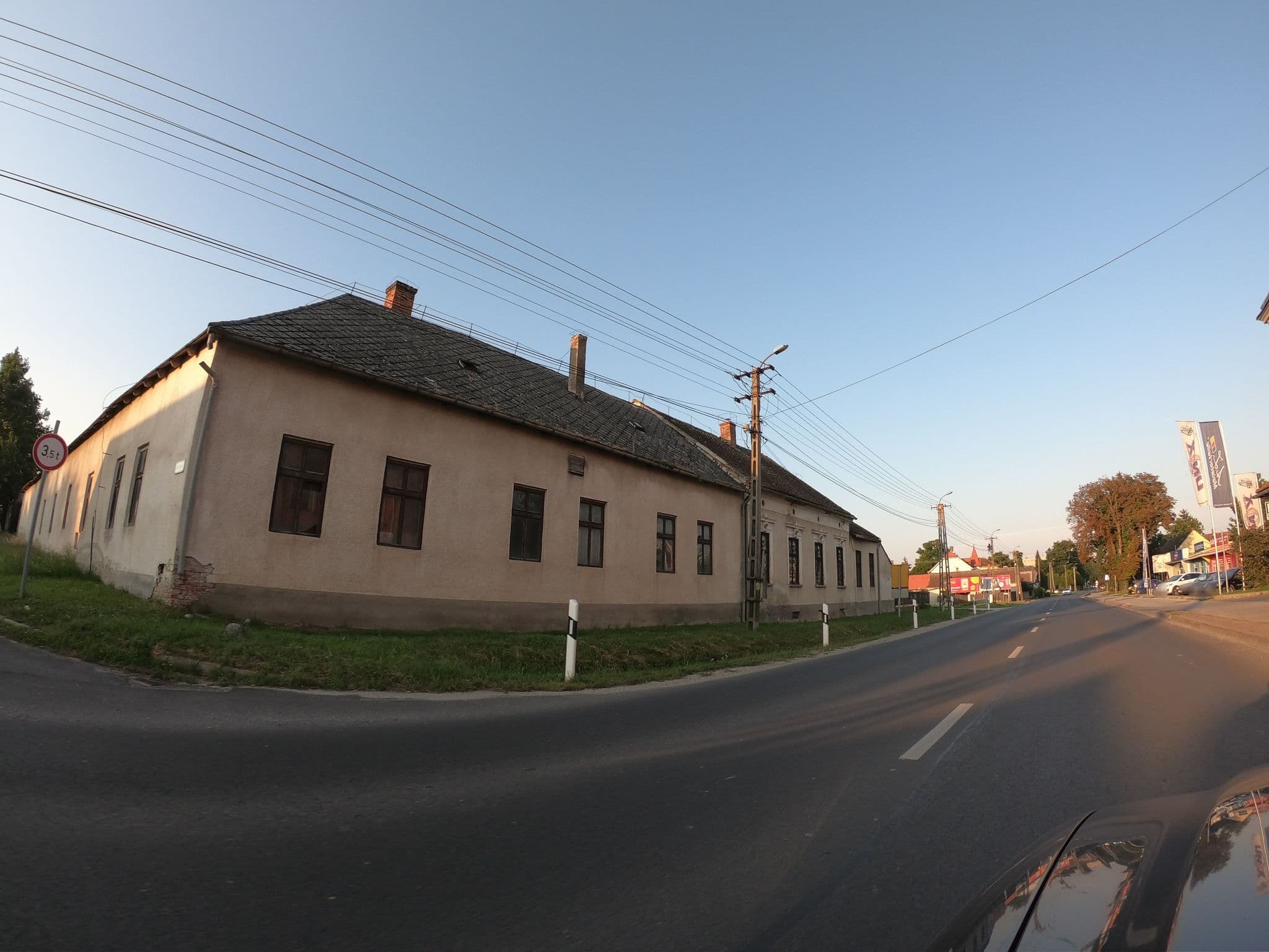 Street view near Gőzmalom, Körmend — © richlv (CC BY-SA · Mapillary)