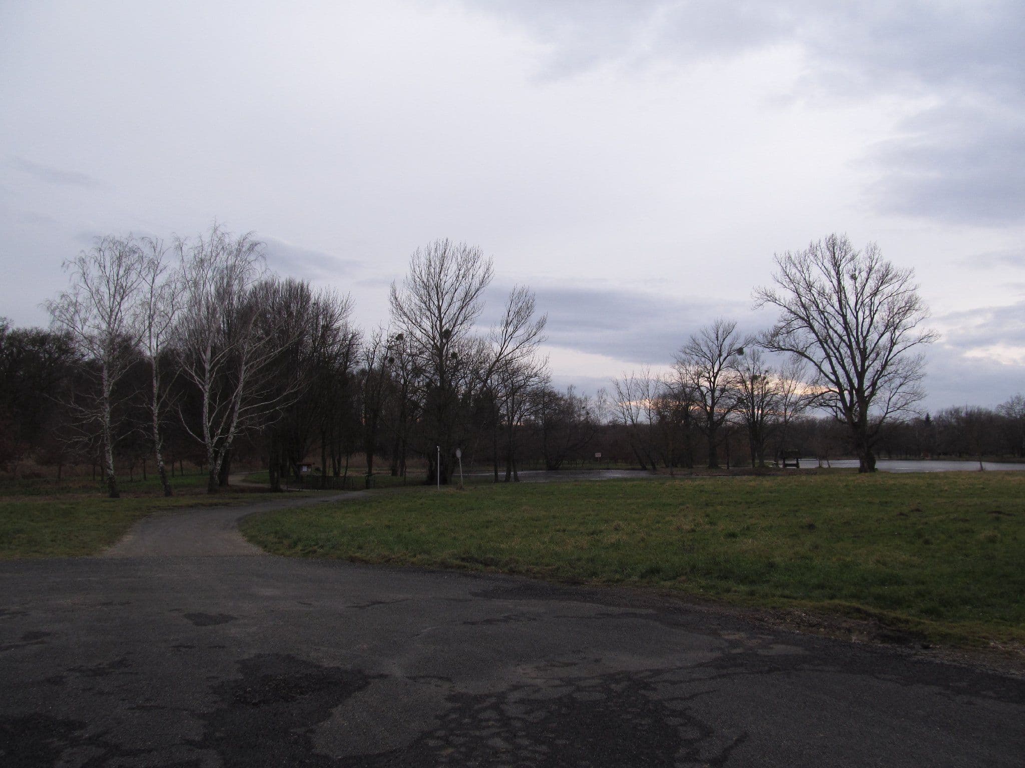 Street view near Apartman Nagy, Sárvár — © utvonalfelmeresek (CC BY-SA · Mapillary)