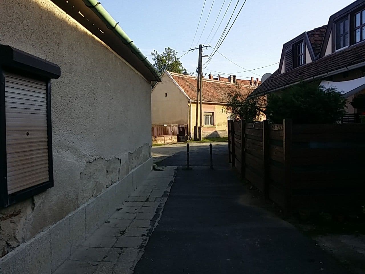 Street view near Kőkert Pihenőház Kőszeg, Kőszeg — © utvonalfelmeresek (CC BY-SA · Mapillary)