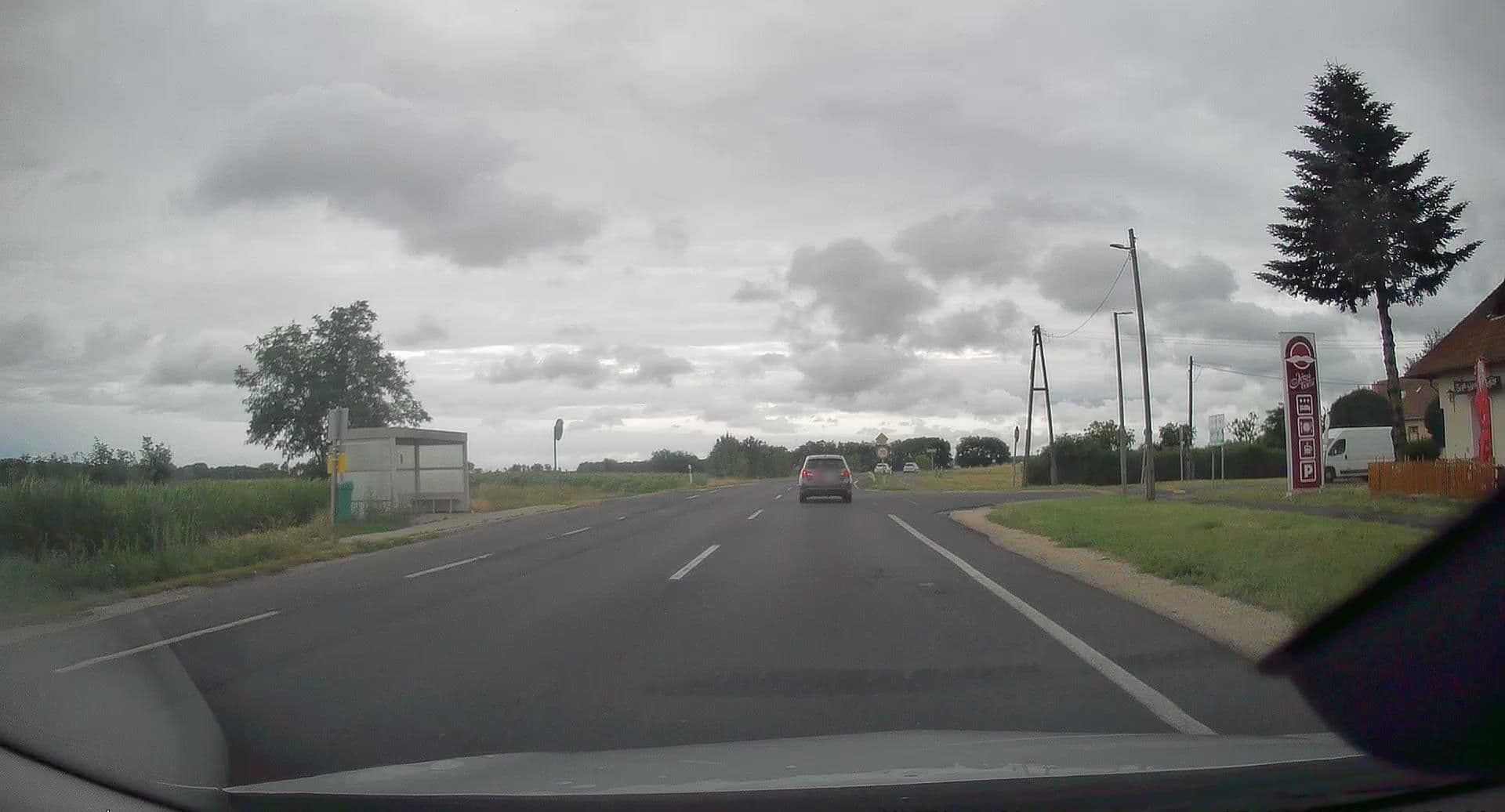 Street view near Józsi bácsi vendéglője és szállodája ***, Szombathely — © edc22 (CC BY-SA · Mapillary)
