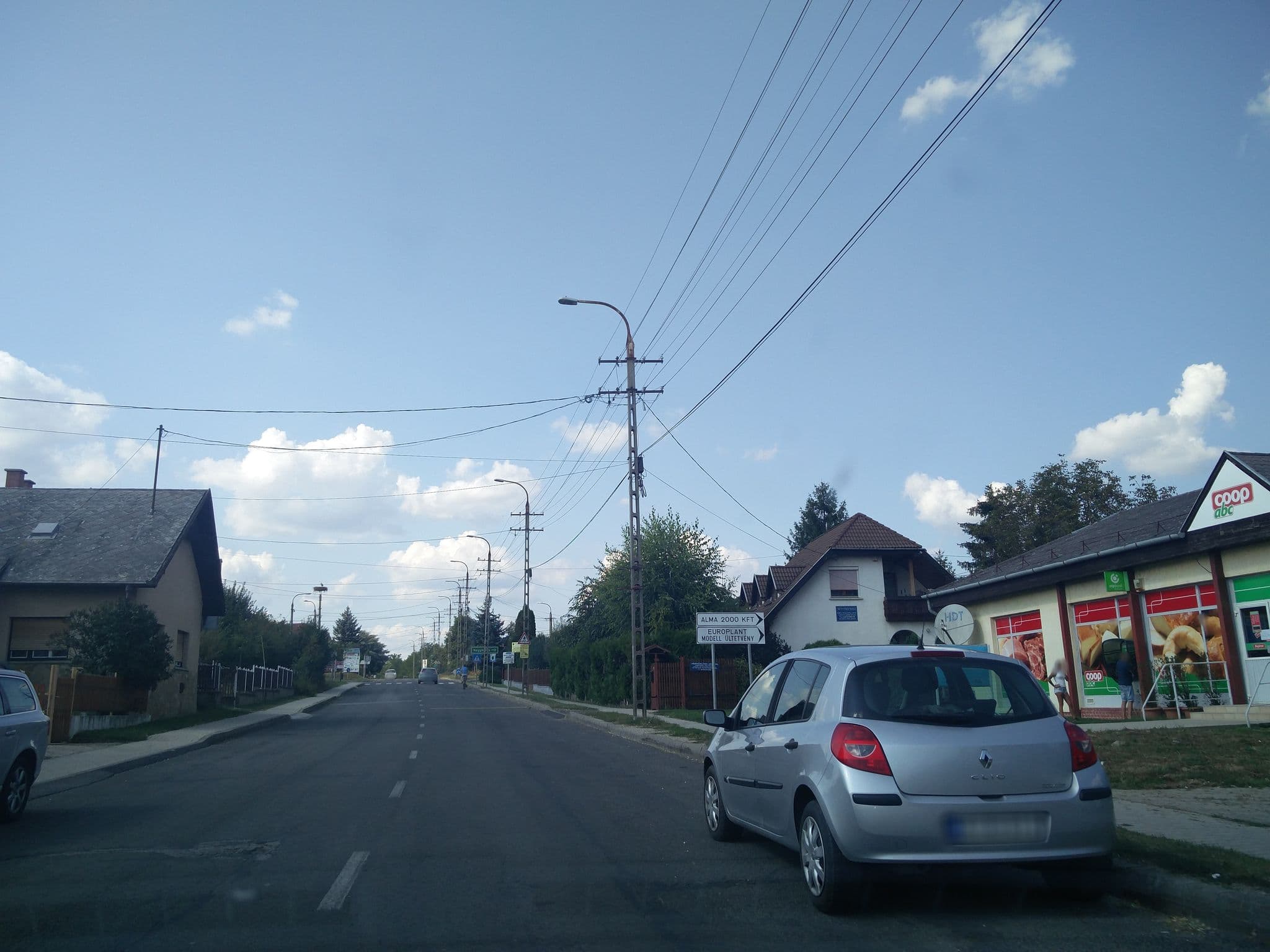 Street view near Claudia Panzió, Zalaegerszeg — © kami911 (CC BY-SA · Mapillary)