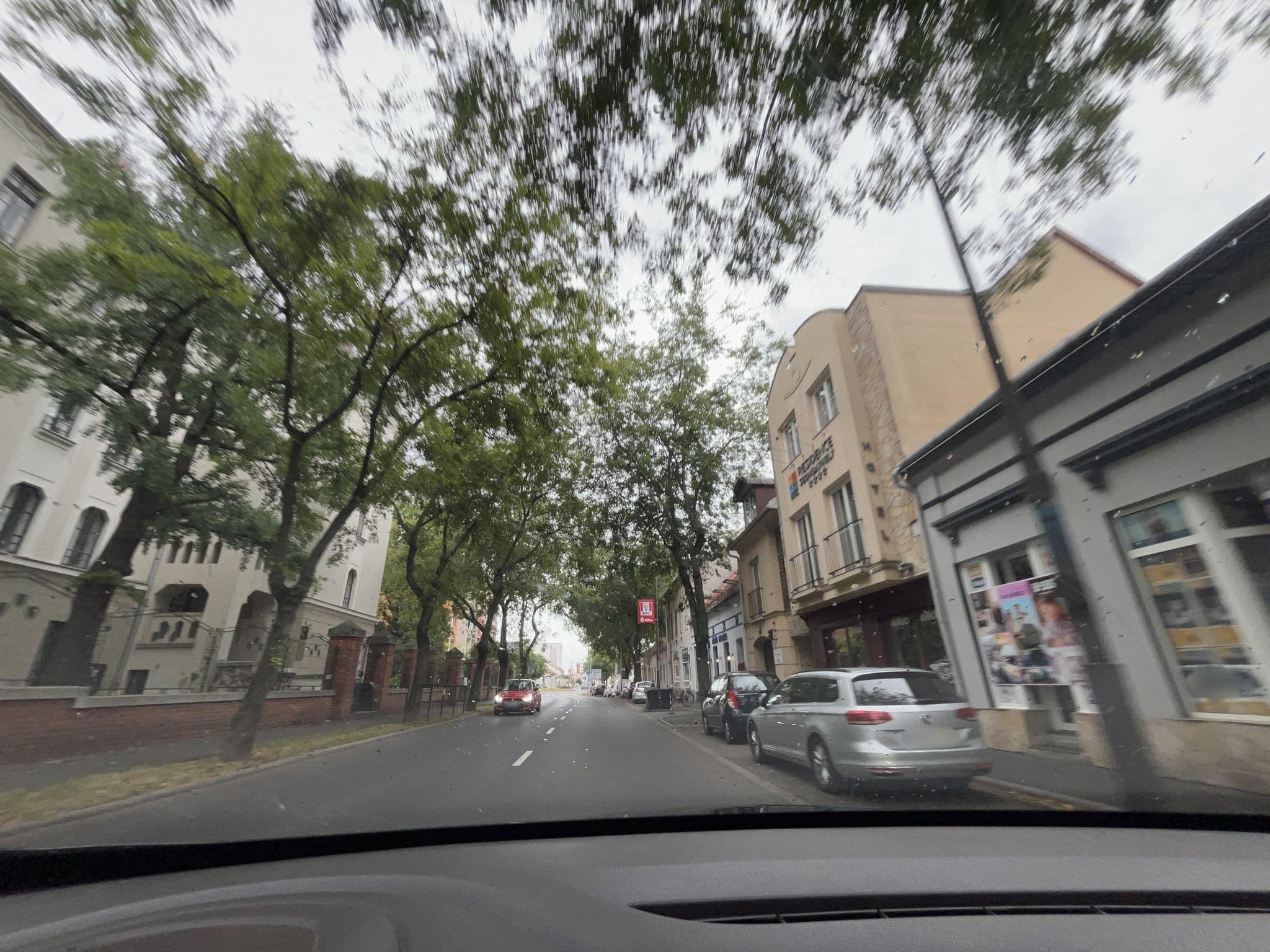Street view near Room 17 -P4W Hotel Residence, Szombathely — © bbodorkos (CC BY-SA · Mapillary)