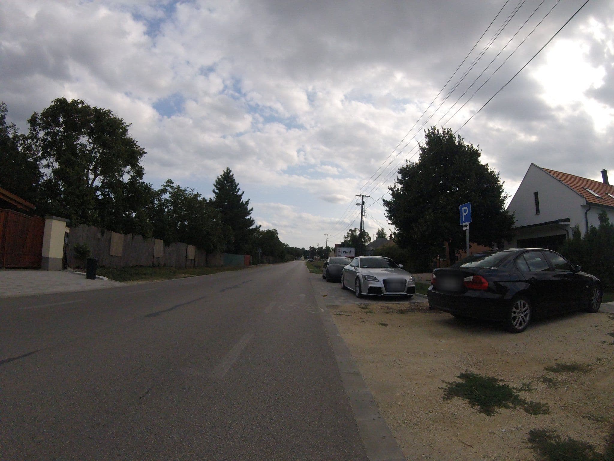 Street view near Ujvári Panzió, Fertőd — © utvonalfelmeresek (CC BY-SA · Mapillary)