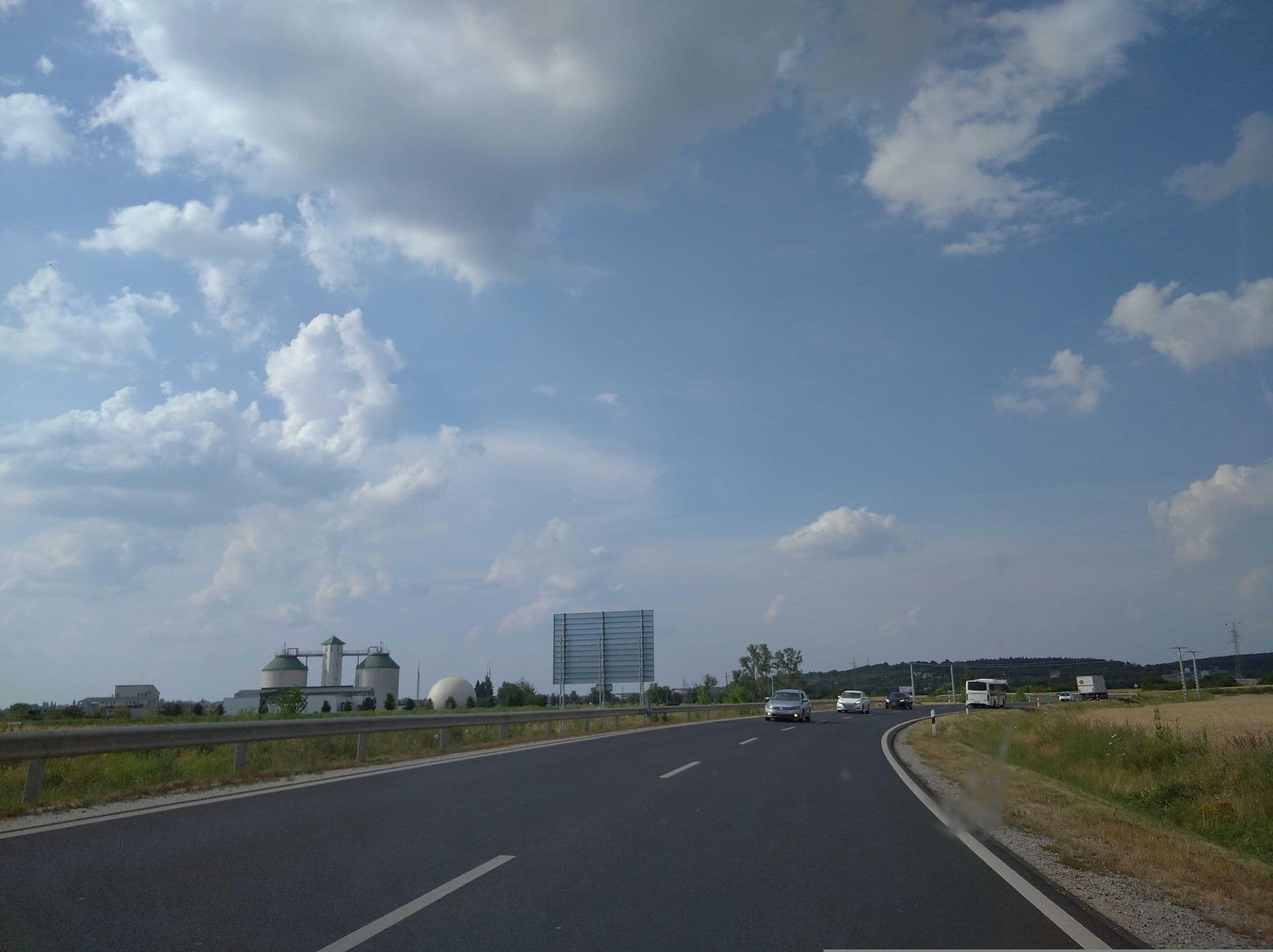Street view near Moritz Weinherberge, Harka — © grozsa11 (CC BY-SA · Mapillary)